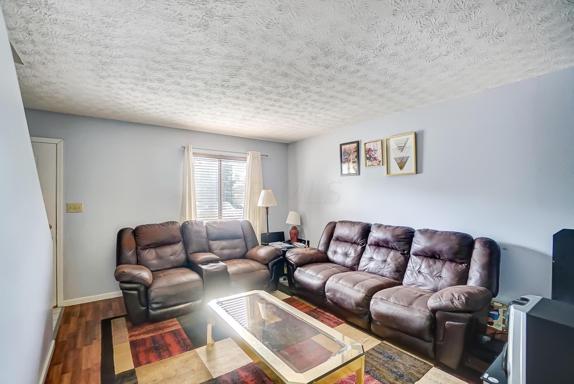 5742 Great Hall Ct, Columbus OH exterior