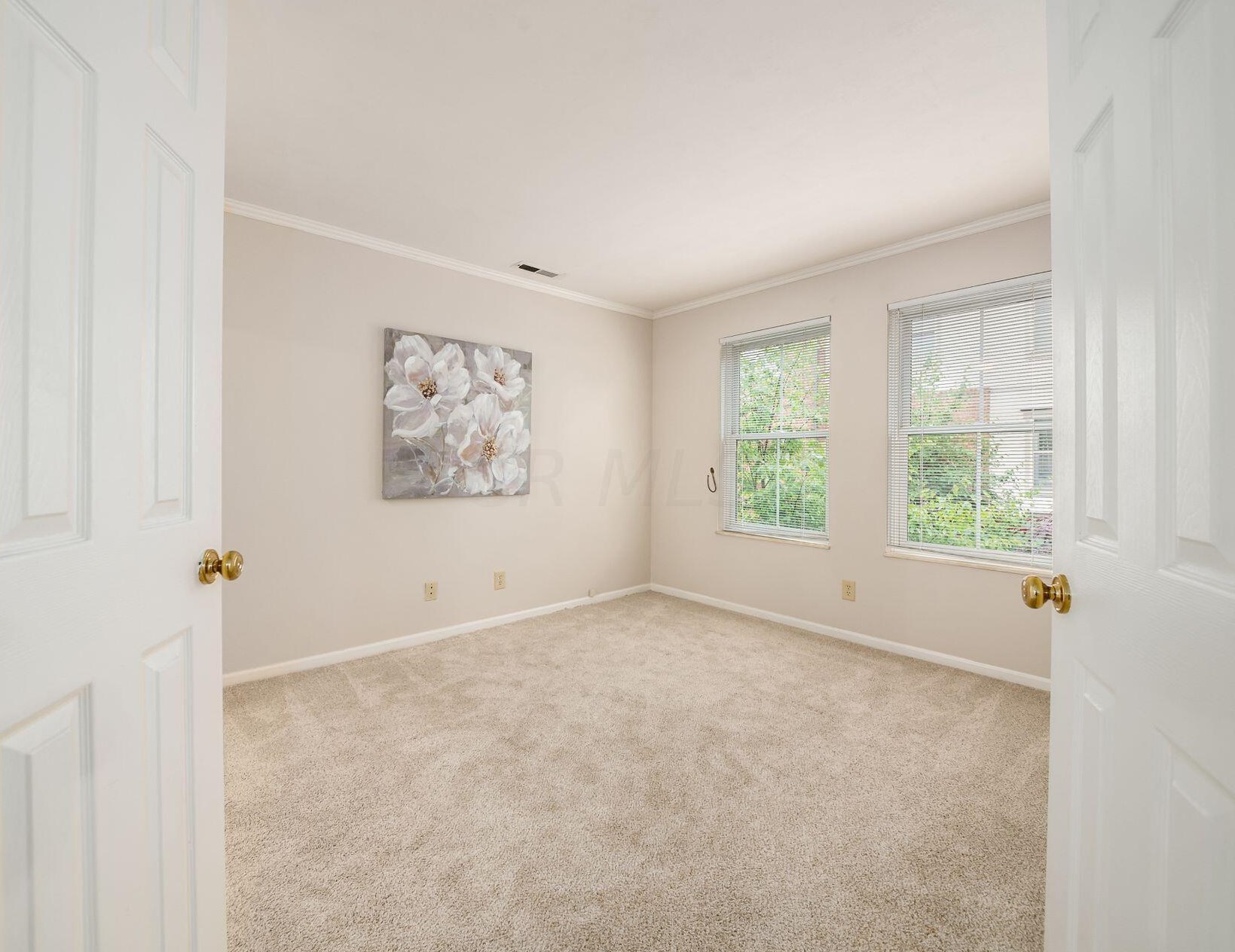 13 Victorian Gate Way, Columbus OH  43215-1682 exterior