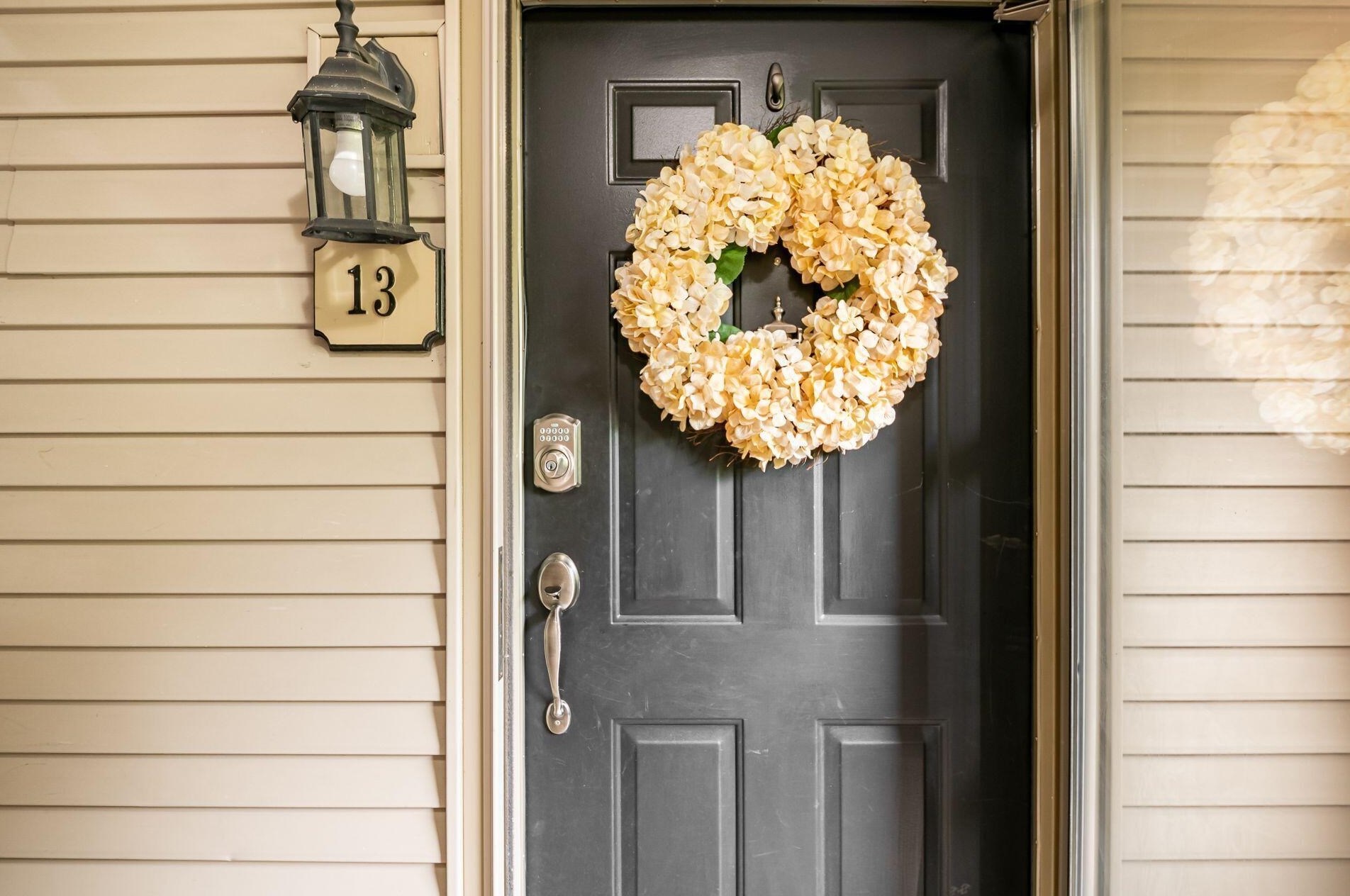 13 Victorian Gate Way, Columbus OH  43215-1682 exterior