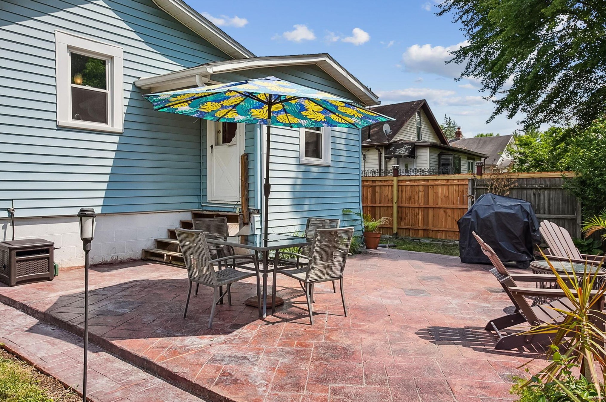 419 Maplewood Ave, Columbus, OH 43213-1734