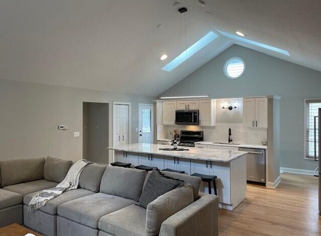 518 Beck St, Columbus OH  43206-1376 exterior