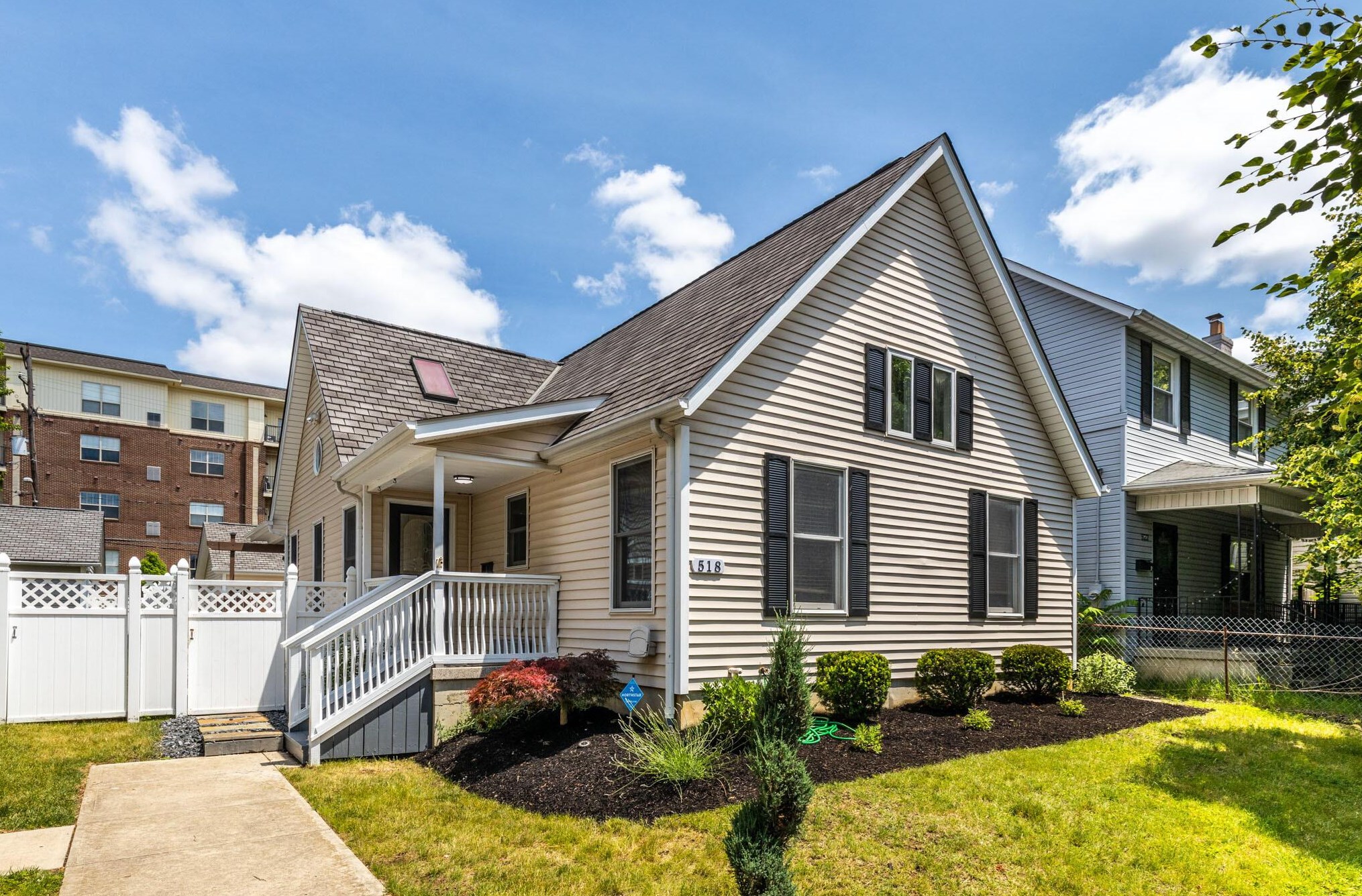 518 Beck St, Columbus OH  43206-1376 exterior