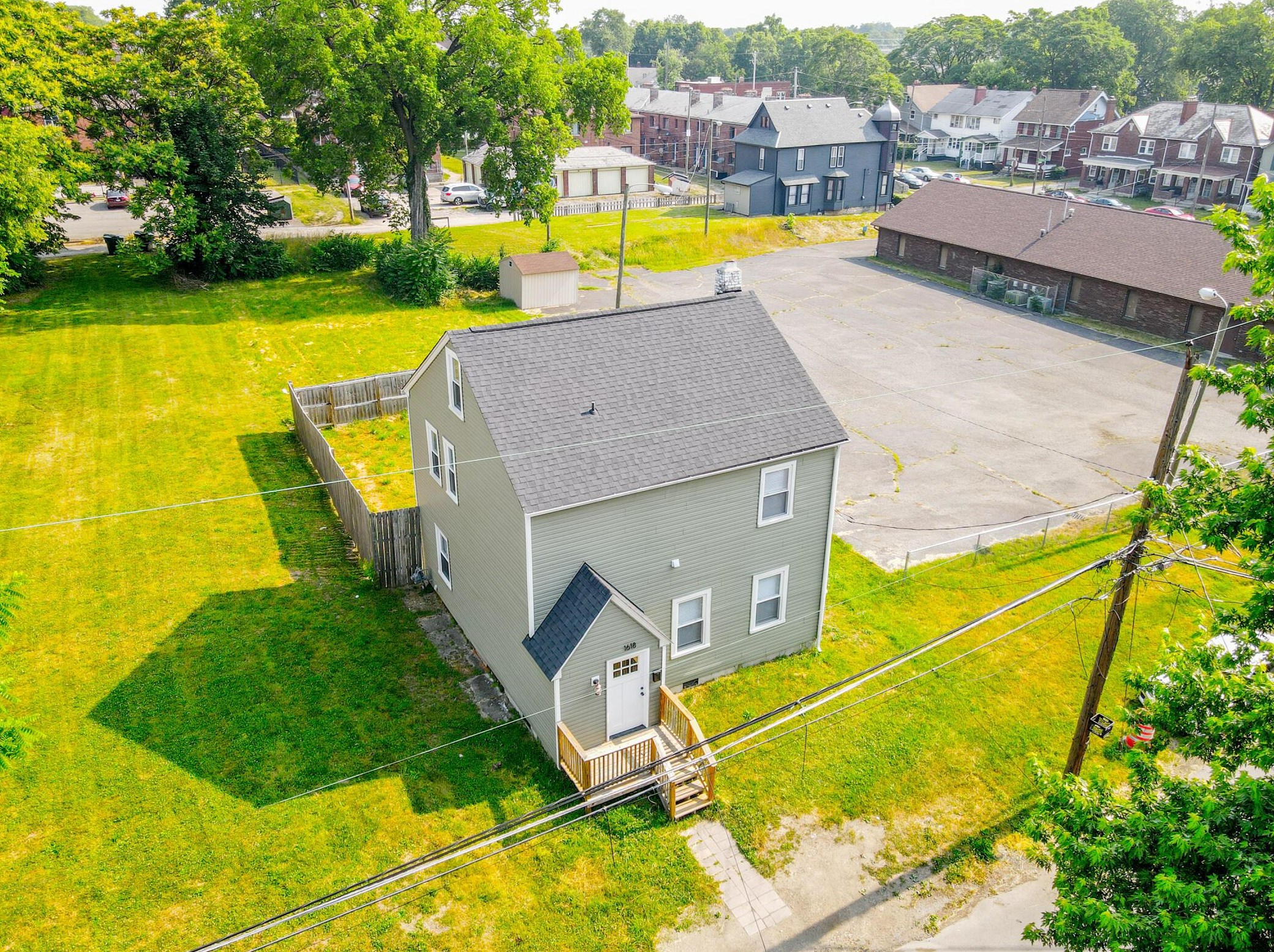 1618 Fulton St, Columbus OH 43205-2527 exterior