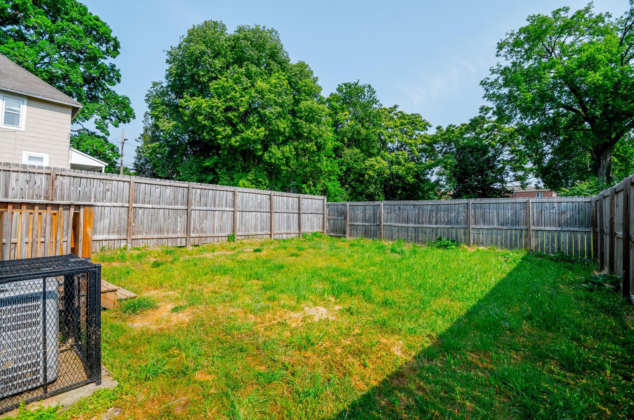 1618 Fulton St, Columbus OH 43205-2527 exterior