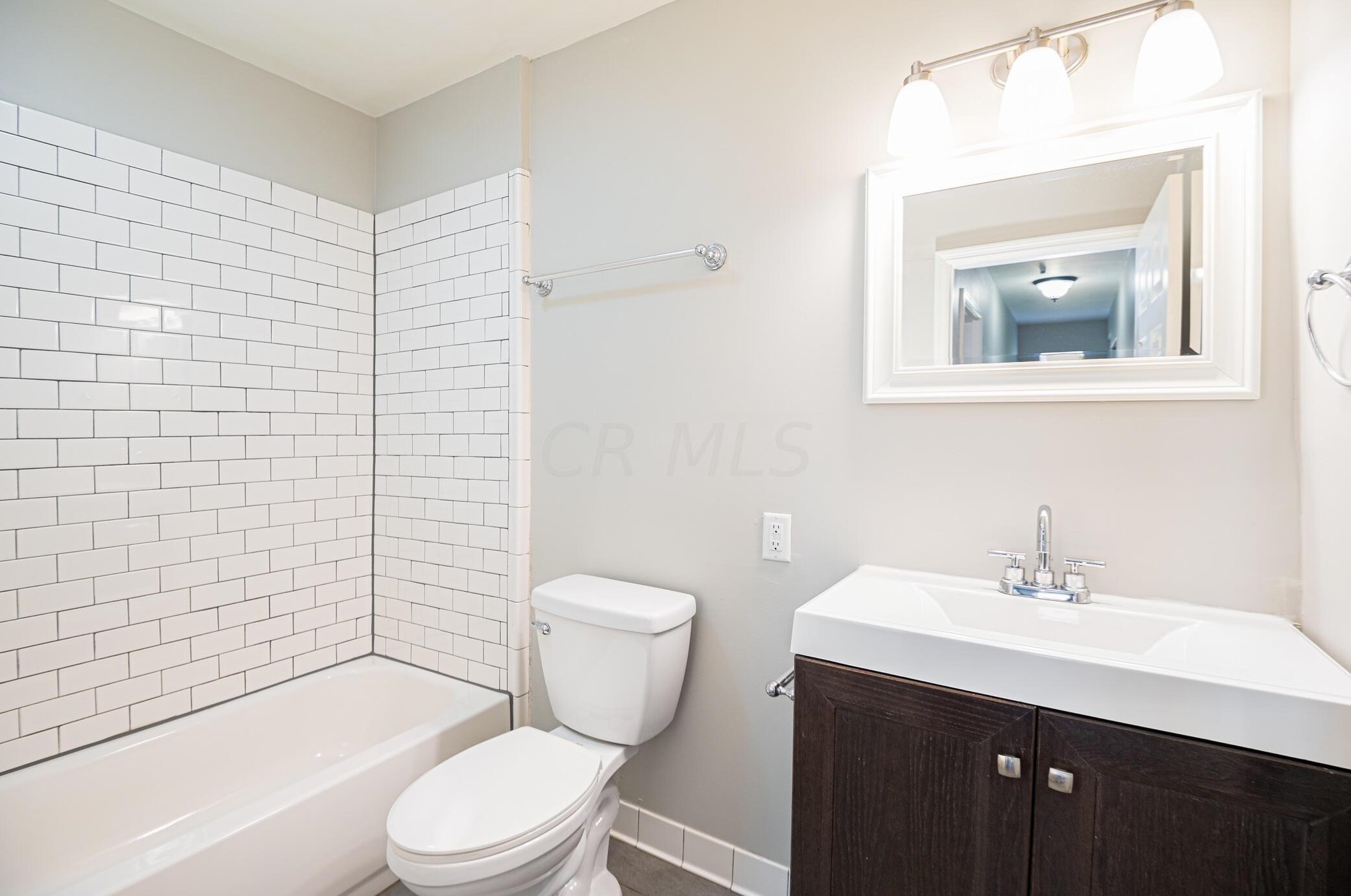 1618 Fulton St, Columbus OH 43205-2527 exterior