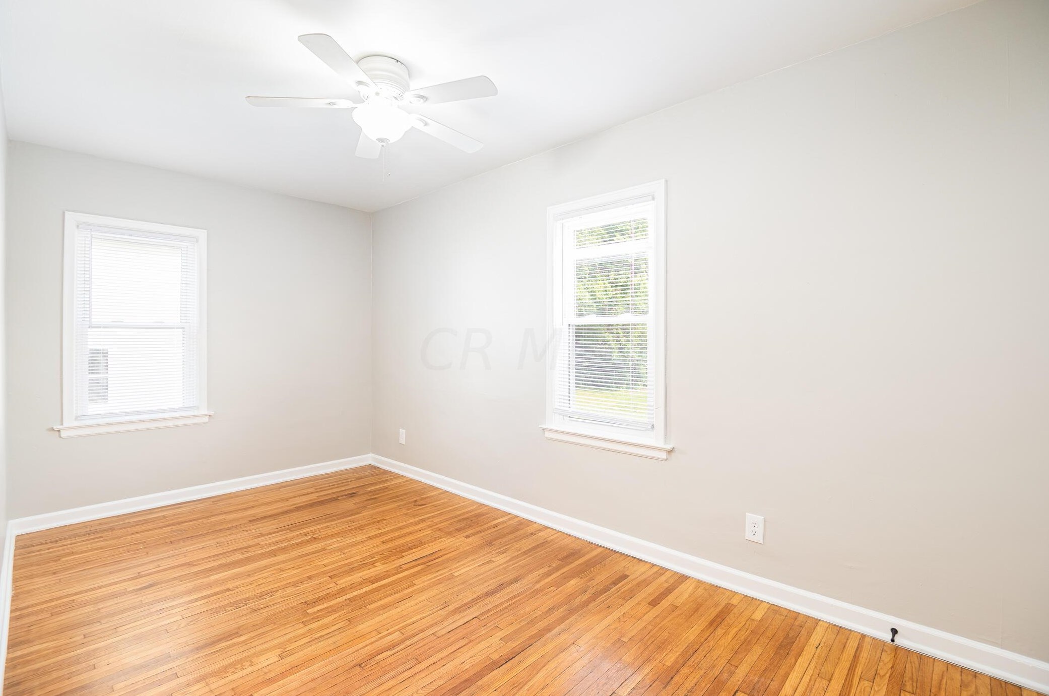 1618 Fulton St, Columbus OH 43205-2527 exterior