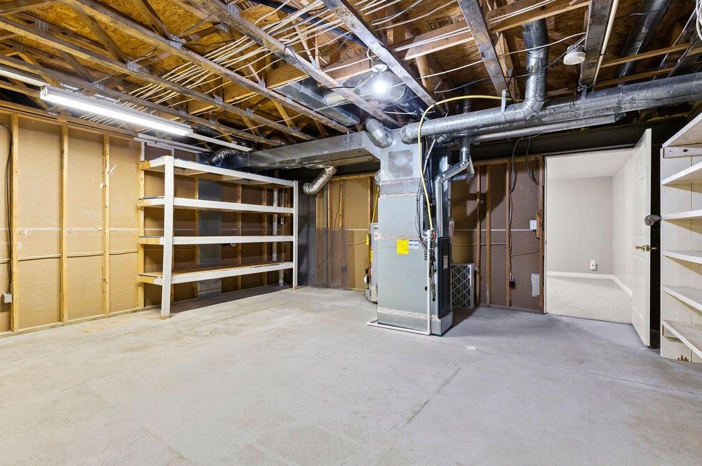 3971 Kensingwood Dr, Columbus OH 43230-8453 exterior