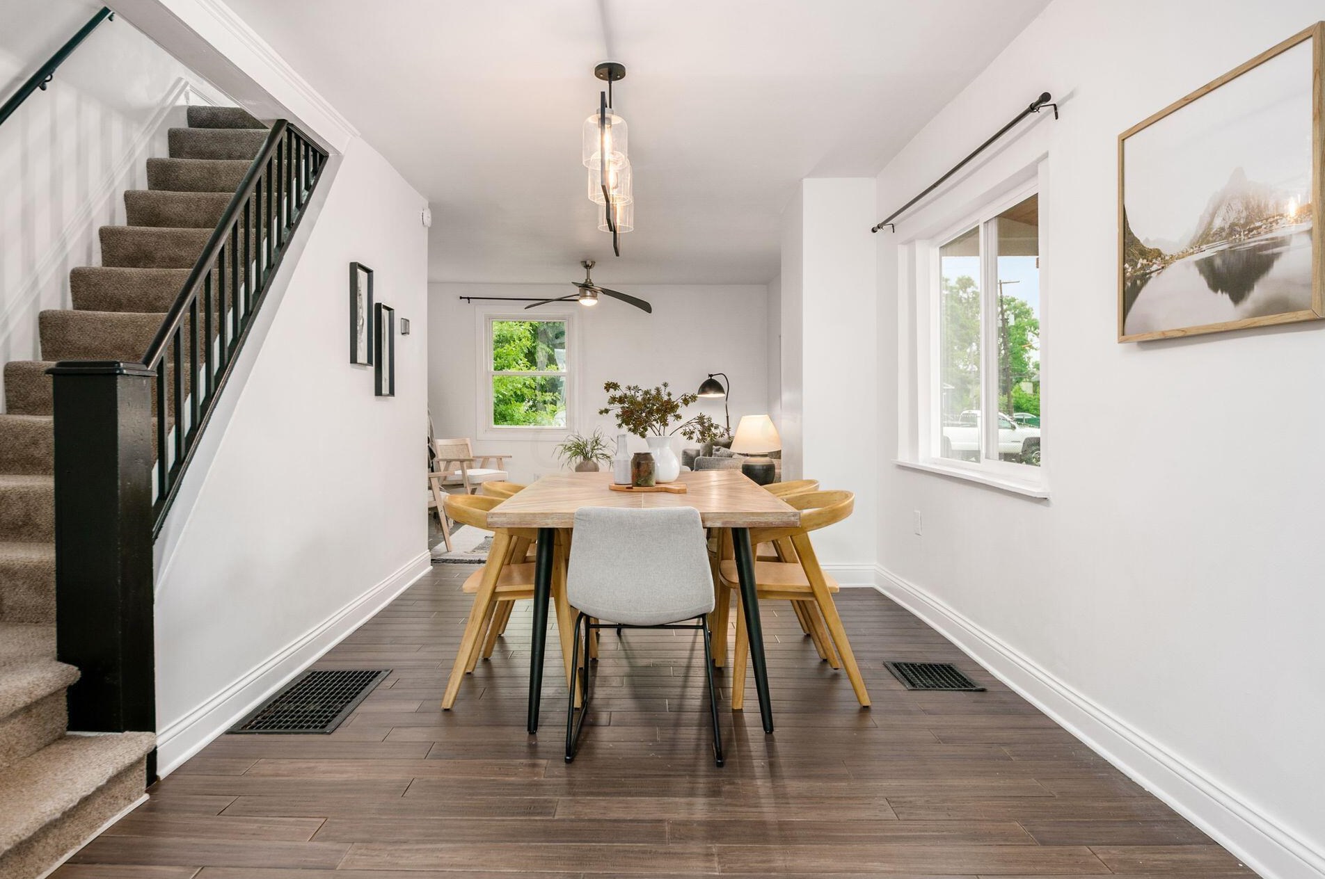 395 Welch Ave, Columbus OH 43207-5703 exterior