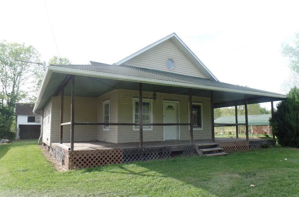 27451 State Route 206, Walhonding, OH 43843