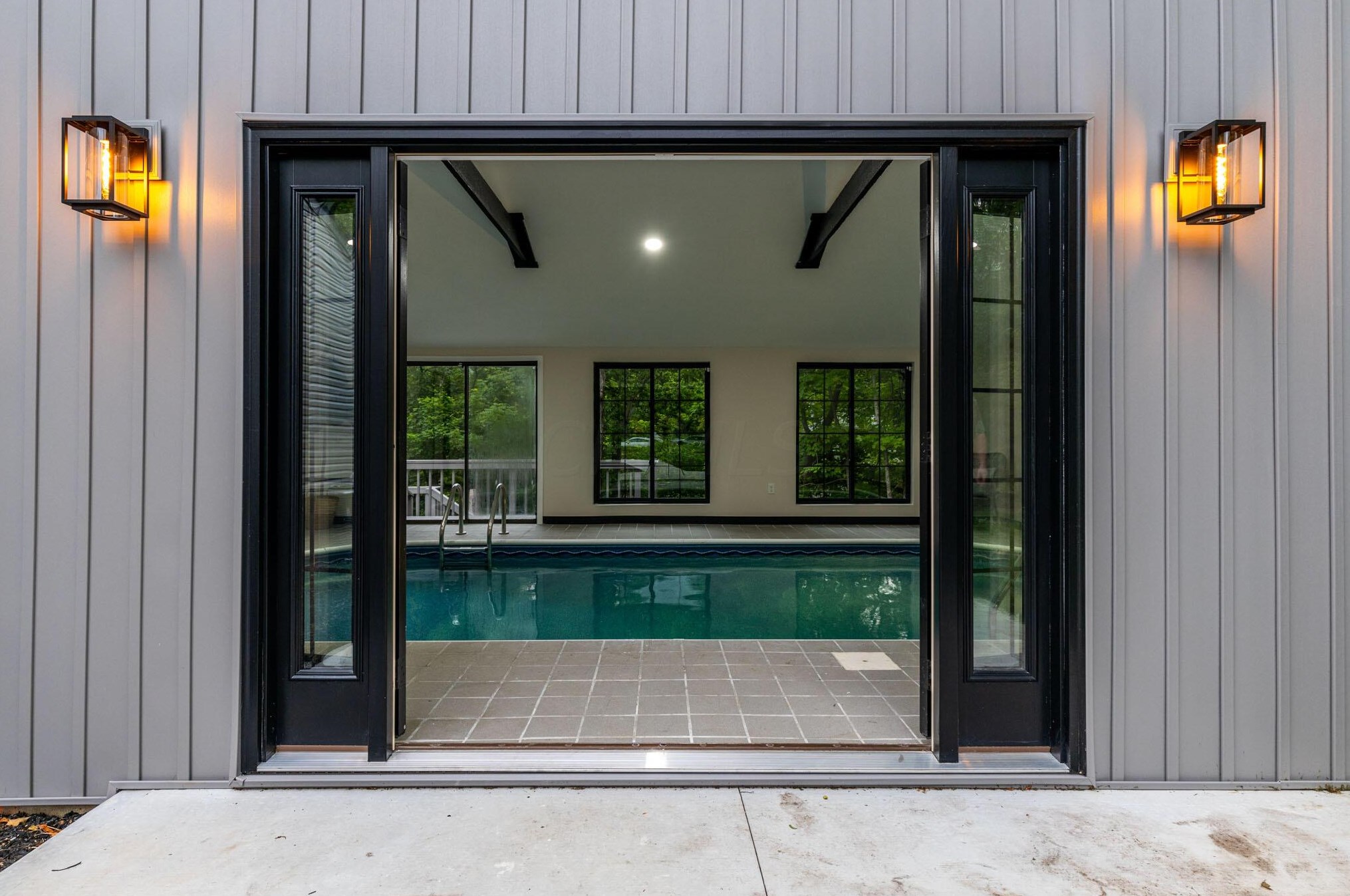 4392 Shire Cove Rd, Hilliard, OH 43026-2475