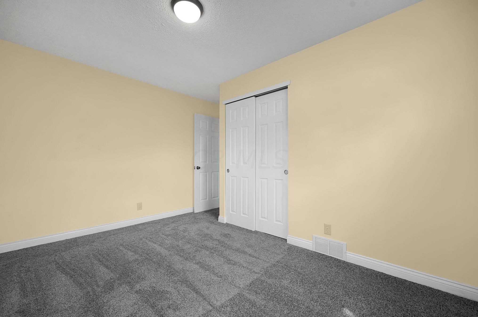 2532 Spaatz Ave, Columbus OH 43204-2866 exterior