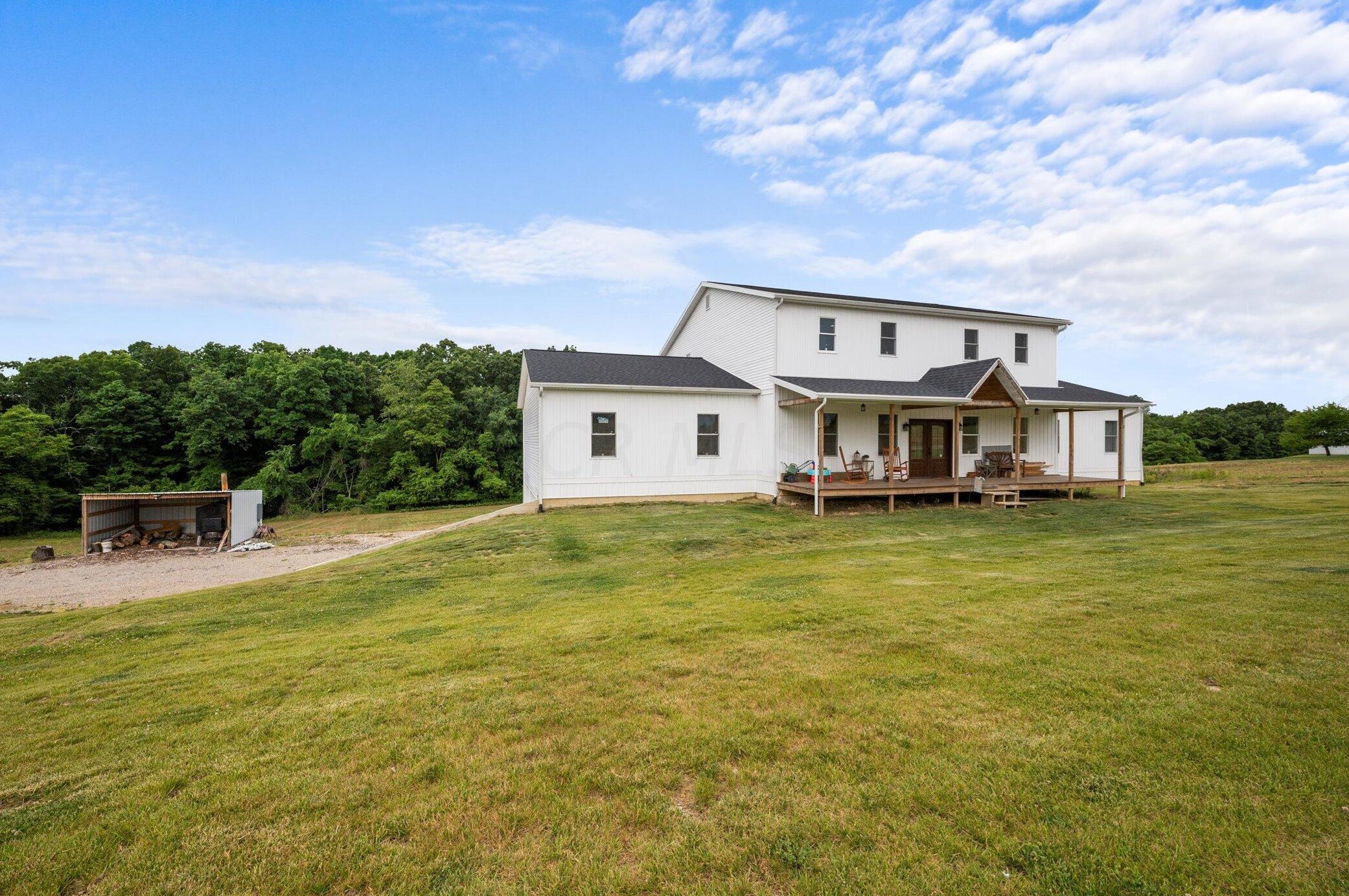 5678 Township Rd 140, Somerset, OH 43783