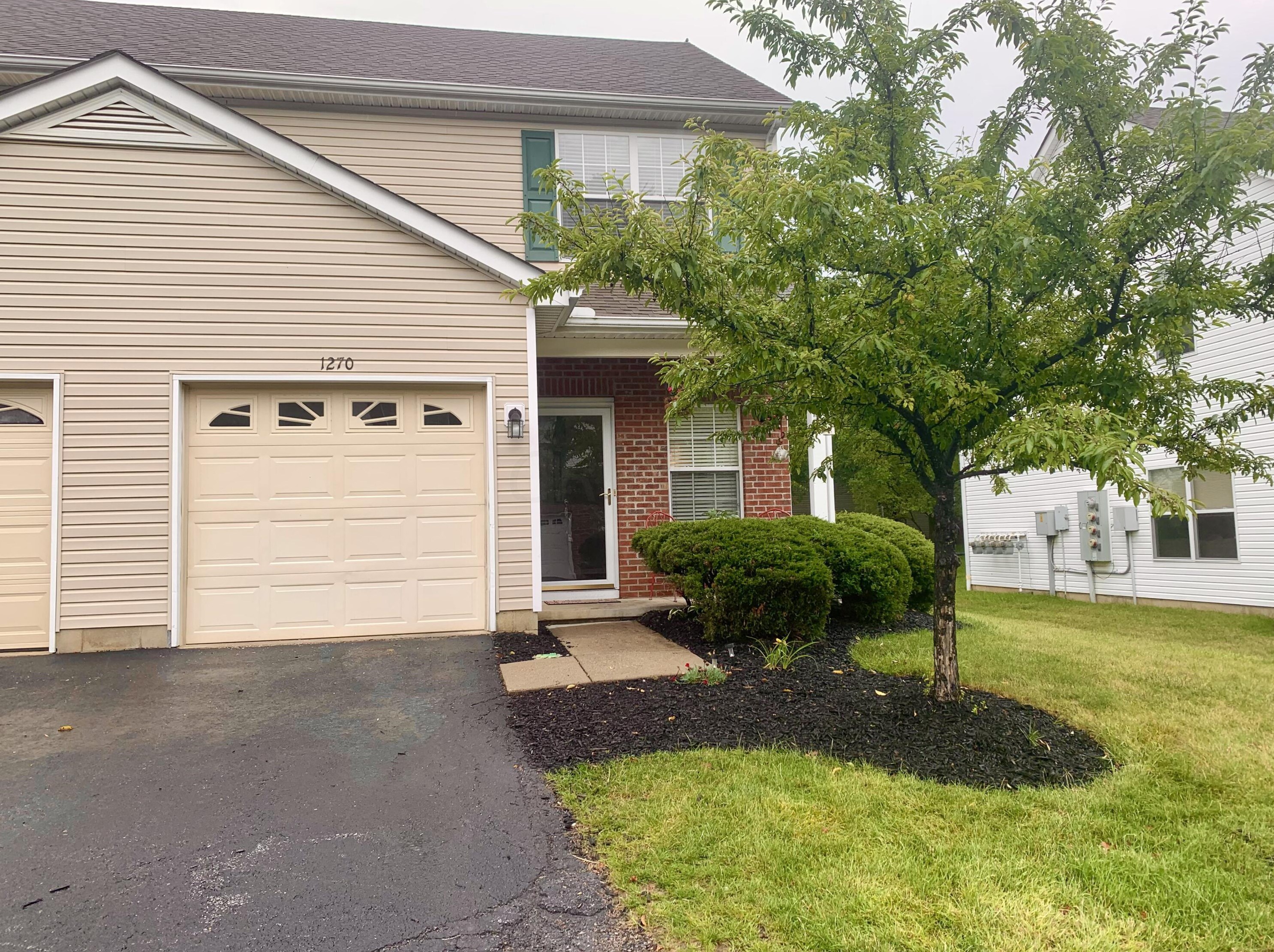 1270 Grove Dr, Columbus, OH 43230-6282