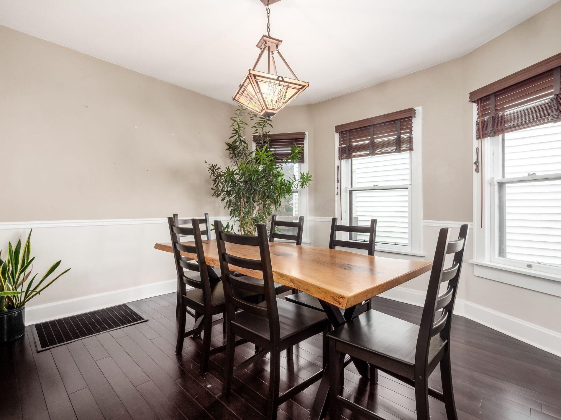 1289 4th St, Columbus OH 43206-1104 exterior