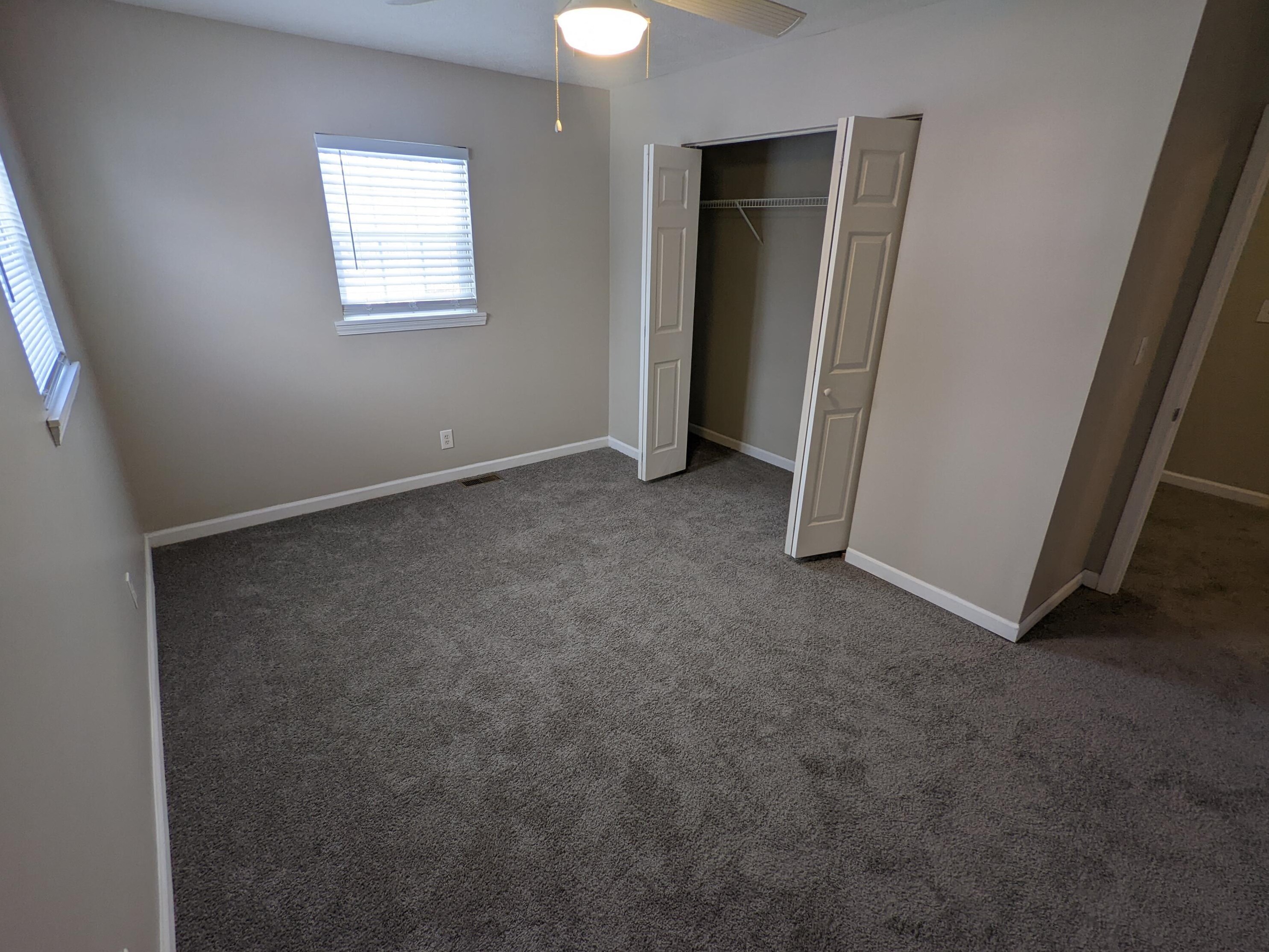 2556 Brooklyn Rd, Columbus OH 43231-5918 exterior