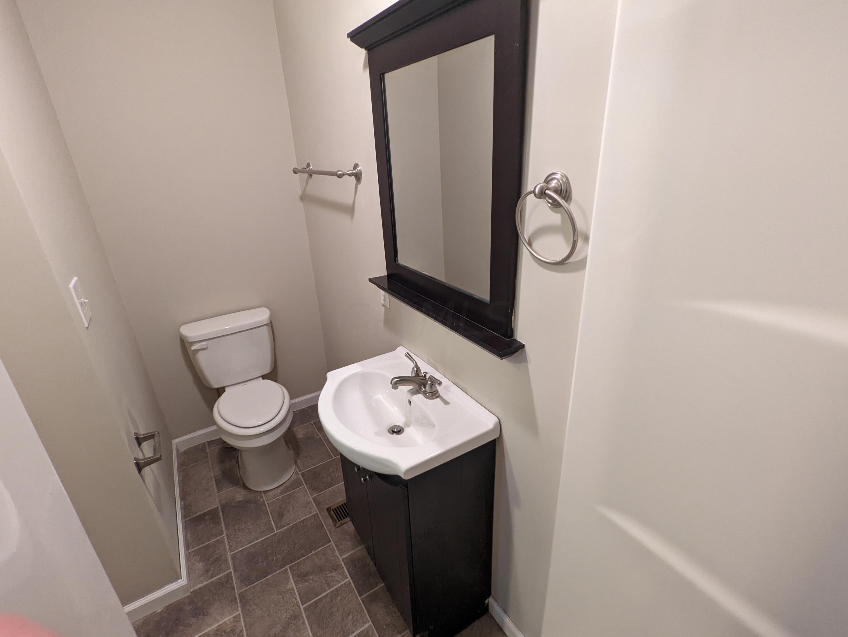 2556 Brooklyn Rd, Columbus OH 43231-5918 exterior