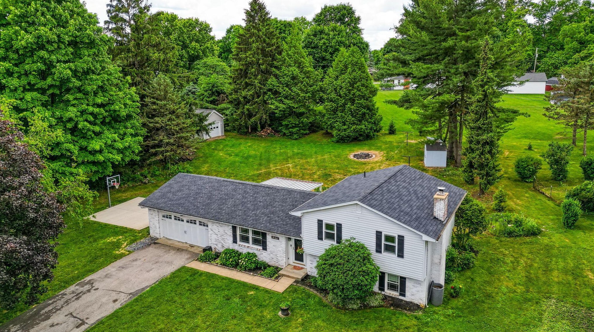3121 Kauffman Nw Rd, Carroll, OH 43112