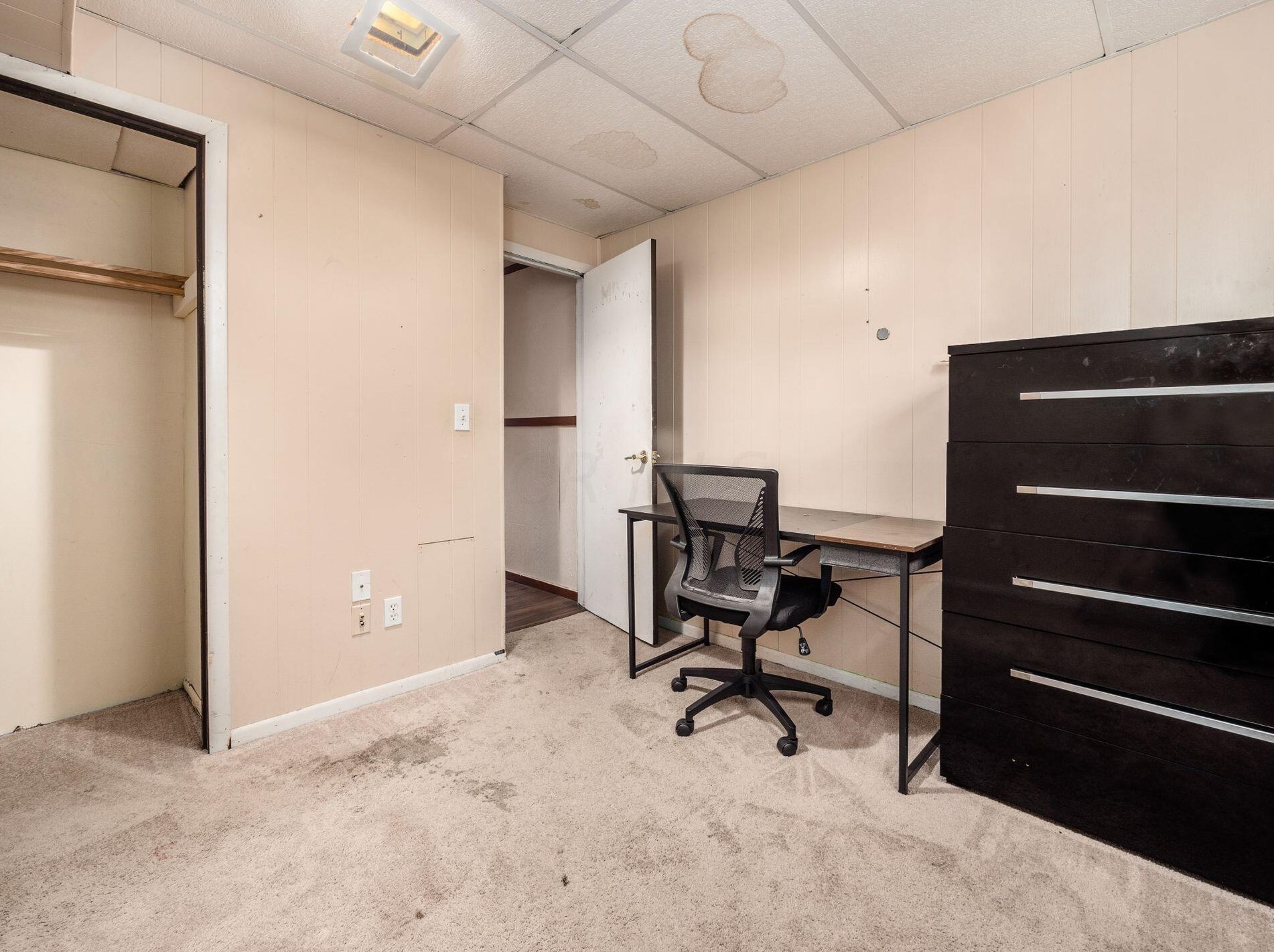 5009 Old Tree Ave, Columbus OH 43228-2234 exterior