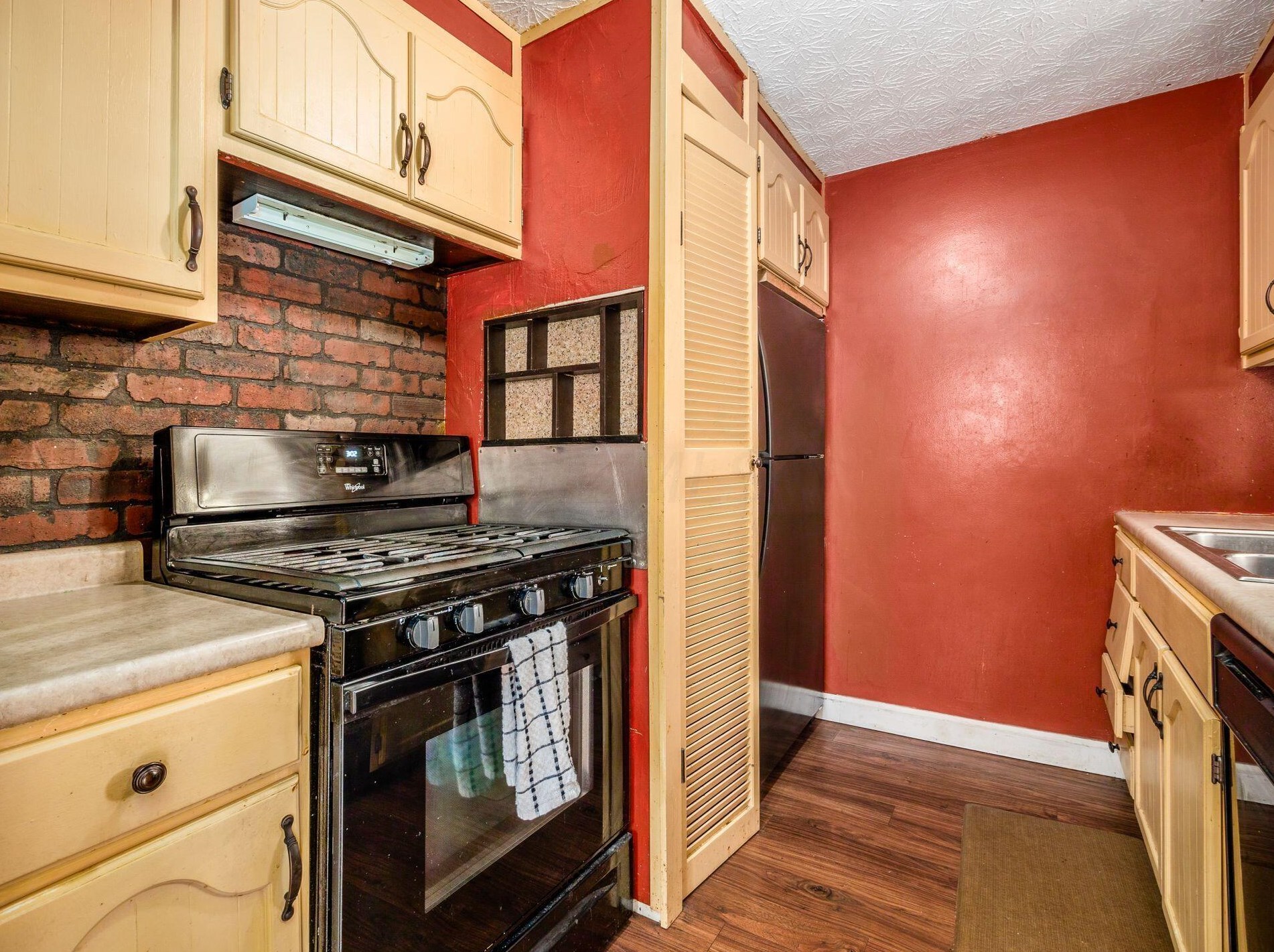 5009 Old Tree Ave, Columbus OH 43228-2234 exterior