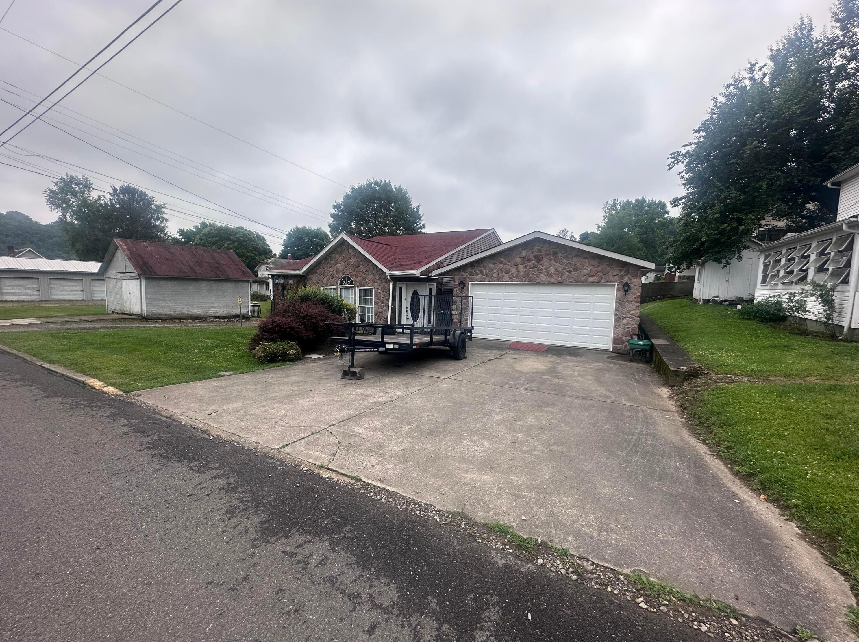 221 10th St, Malta, OH 43758