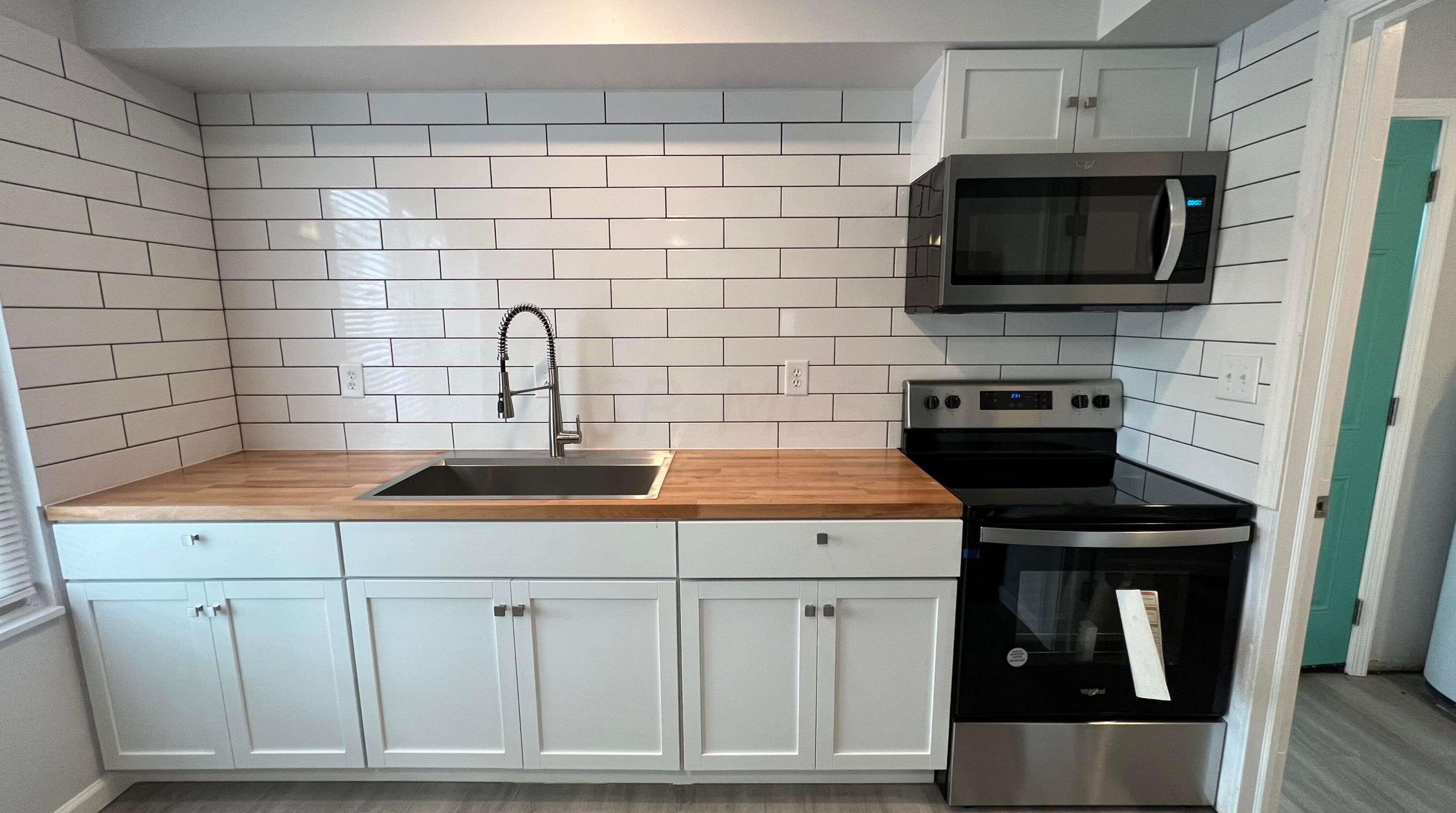 5401 Adderley Ave, Columbus OH  43232-5426 exterior