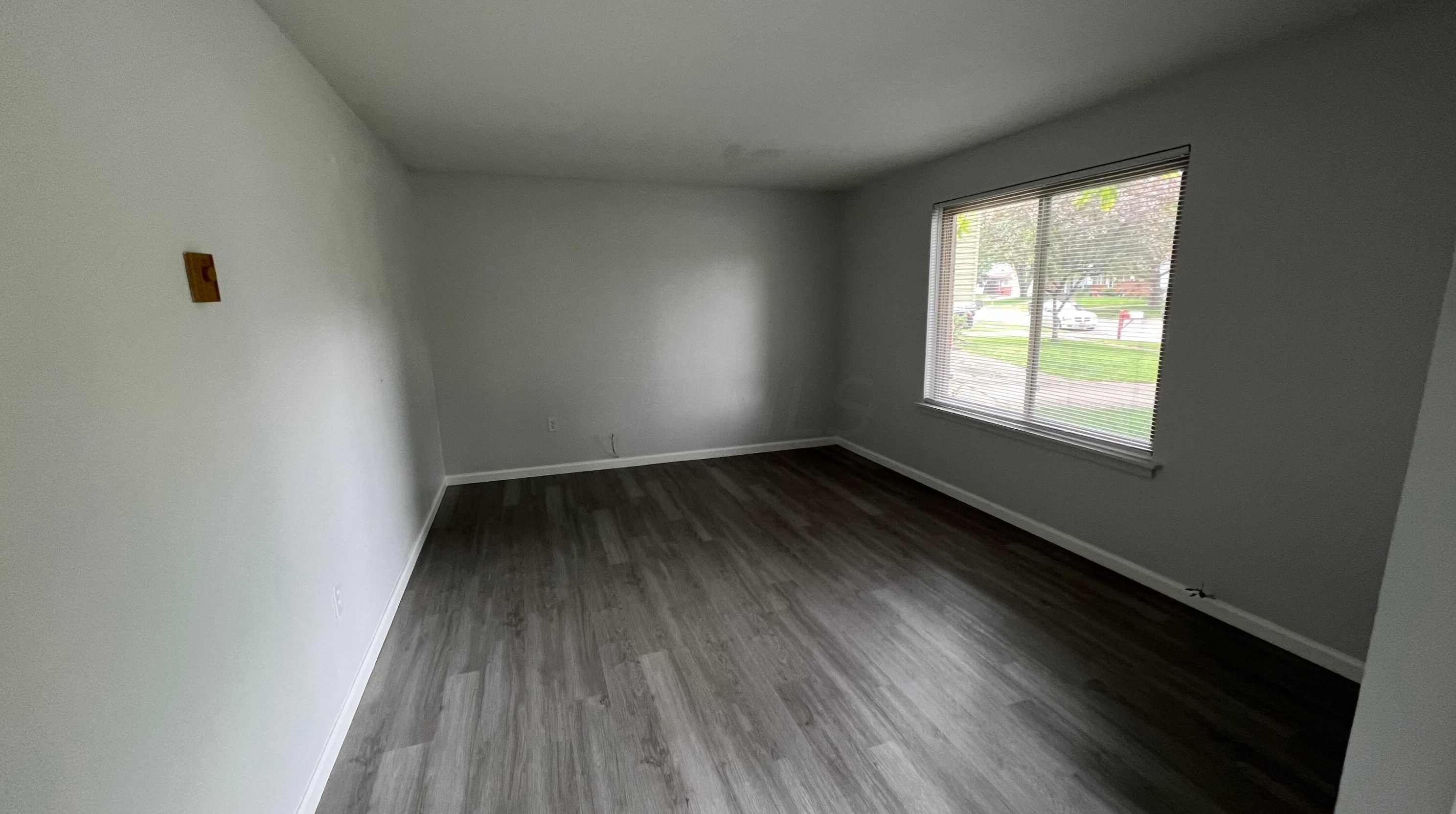 5401 Adderley Ave, Columbus OH  43232-5426 exterior