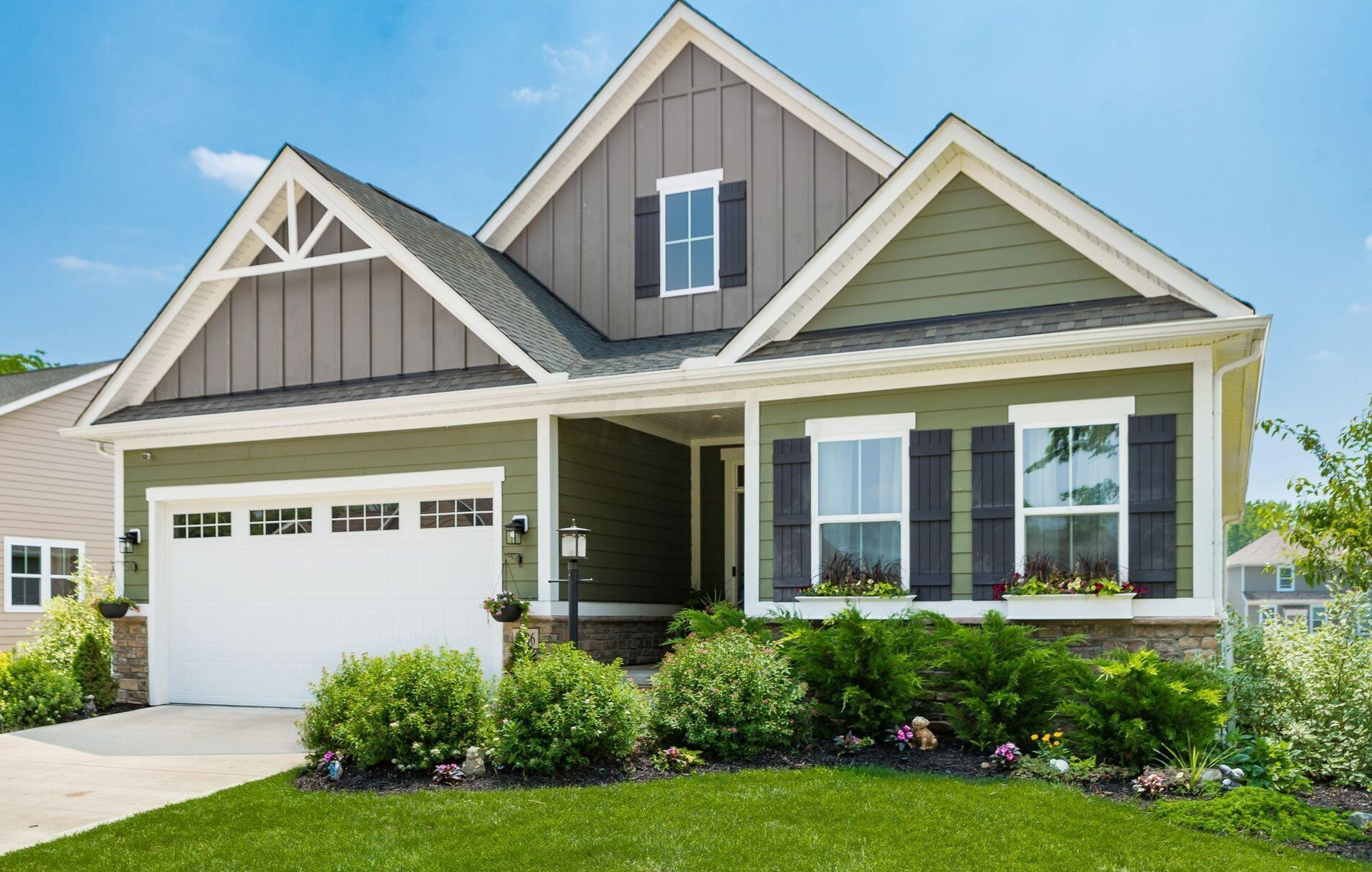 1706 Keela Dr, Pataskala, OH 43062