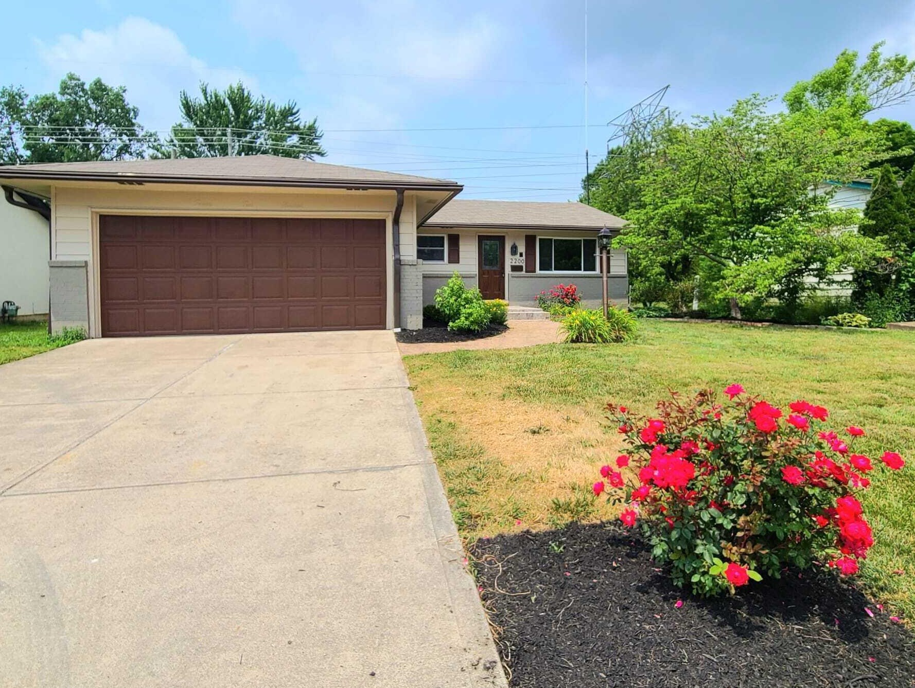 2200 Waldorf Rd, Columbus OH  43229-5352 exterior