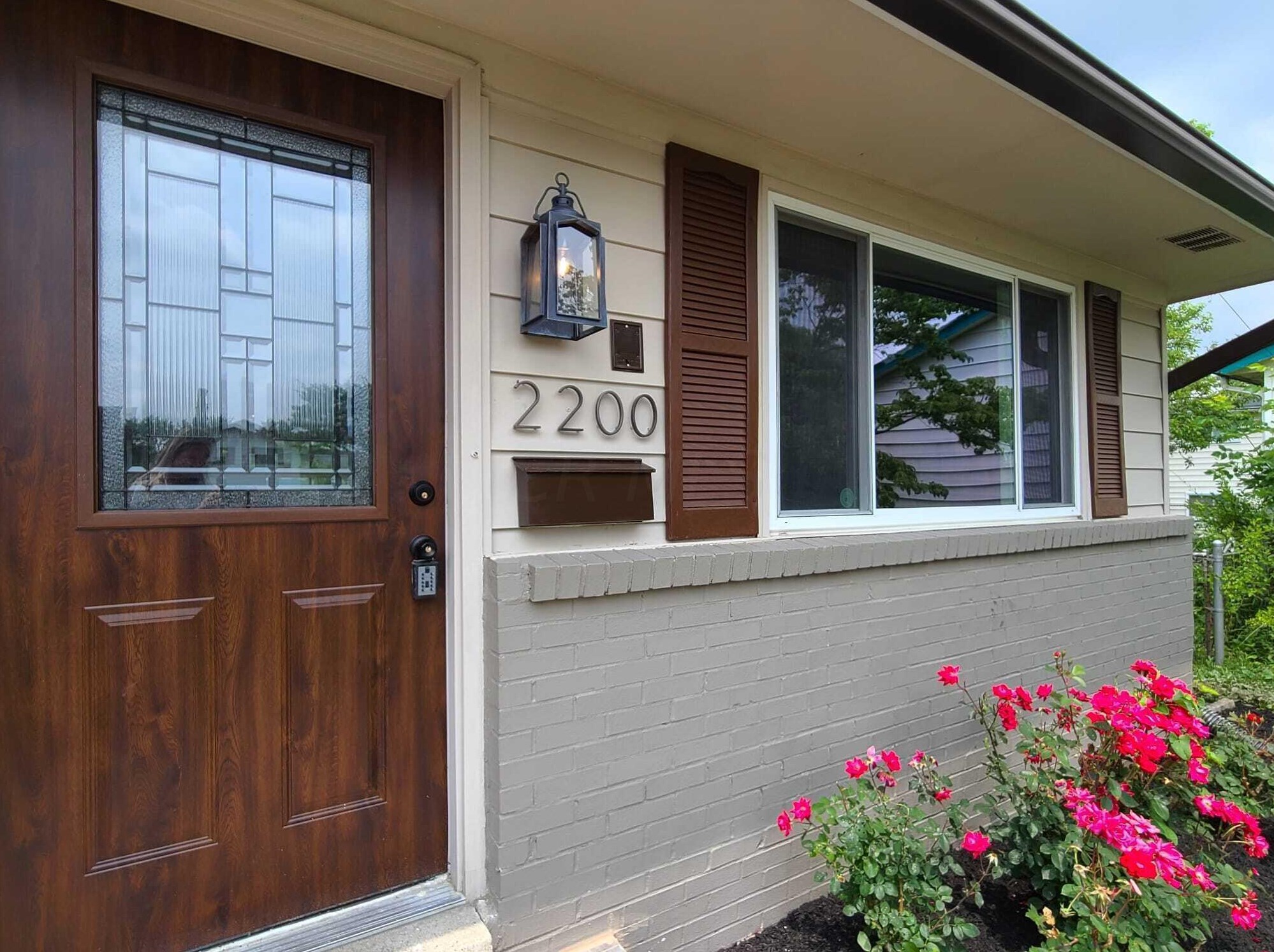 2200 Waldorf Rd, Columbus OH  43229-5352 exterior