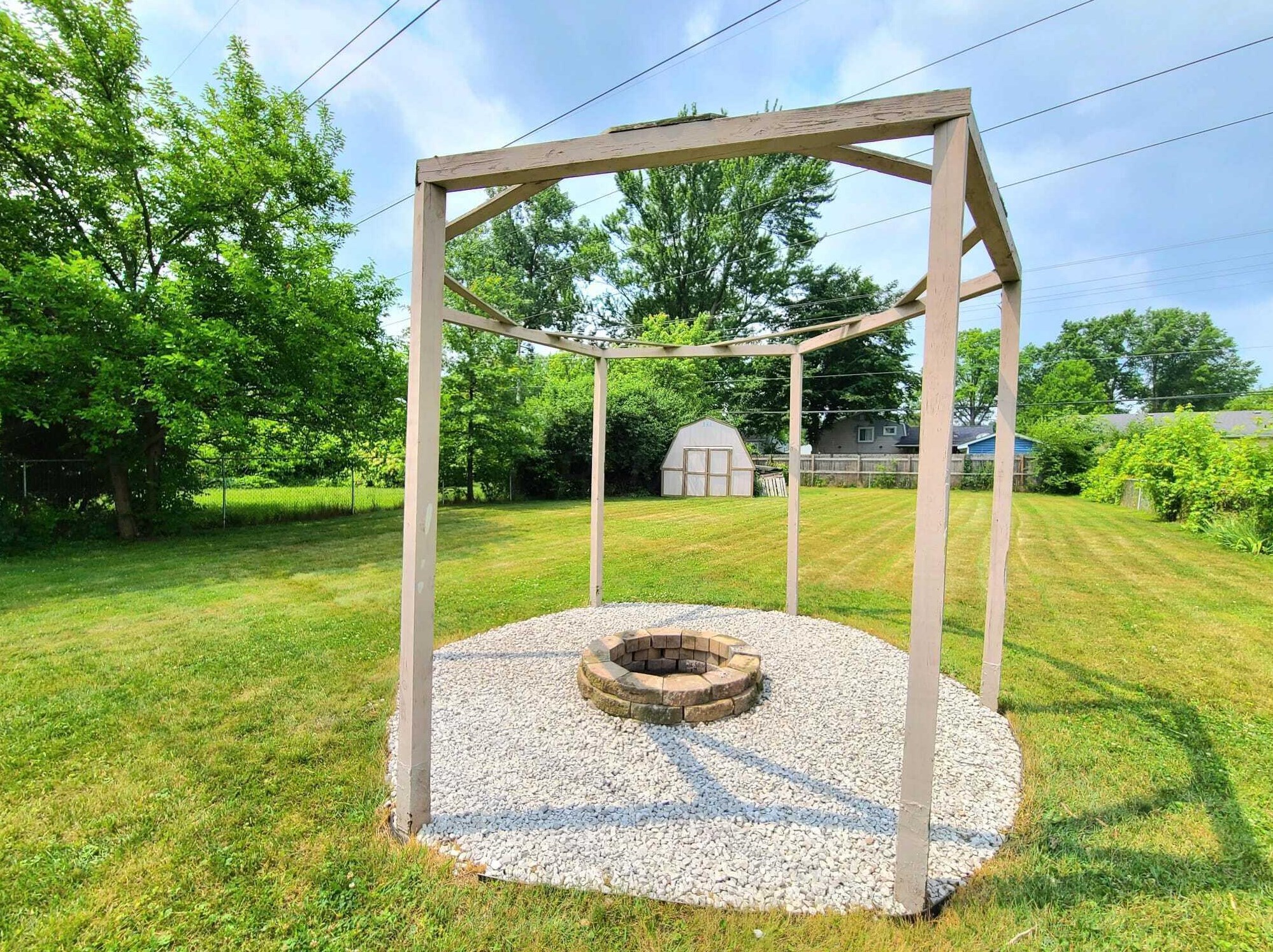 2200 Waldorf Rd, Columbus OH  43229-5352 exterior