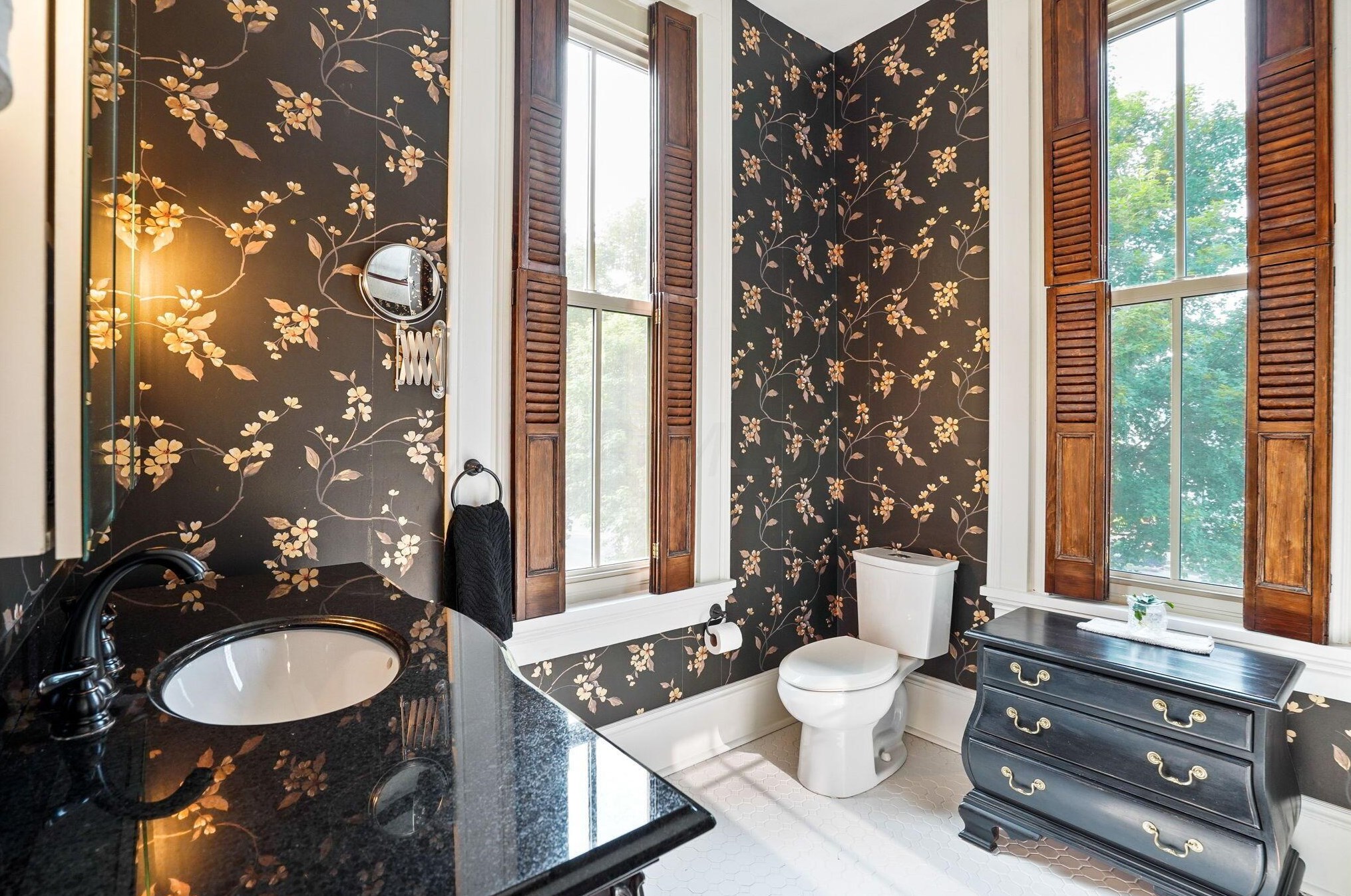 333 Wheeling St, Lancaster OH  43130-3818 exterior