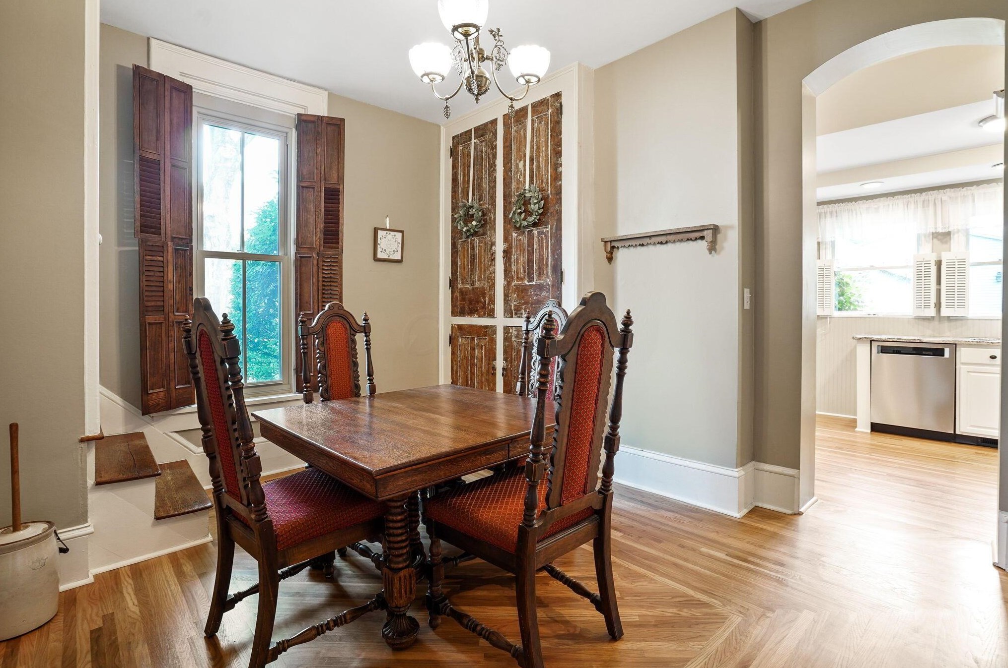 333 Wheeling St, Lancaster OH  43130-3818 exterior