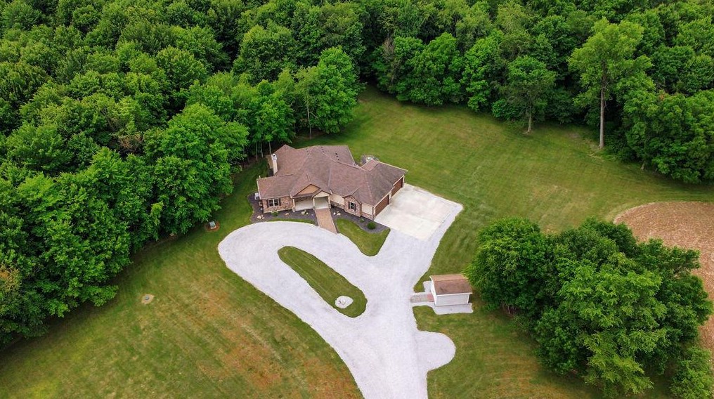 4356 Gale Rd, Granville OH  43023-9637 exterior