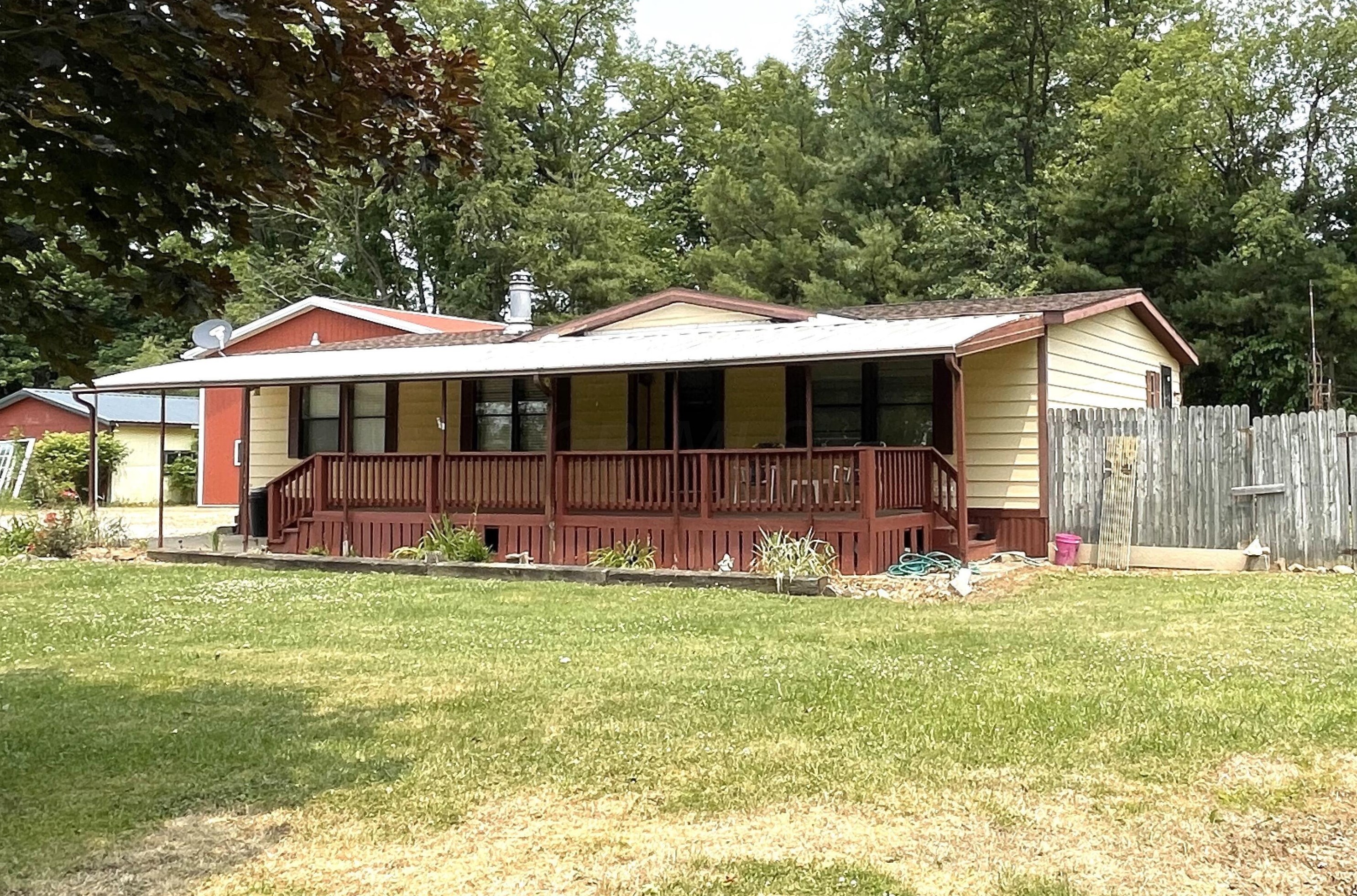 8950 Winchester Southern Rd, Stoutsville, OH 43154