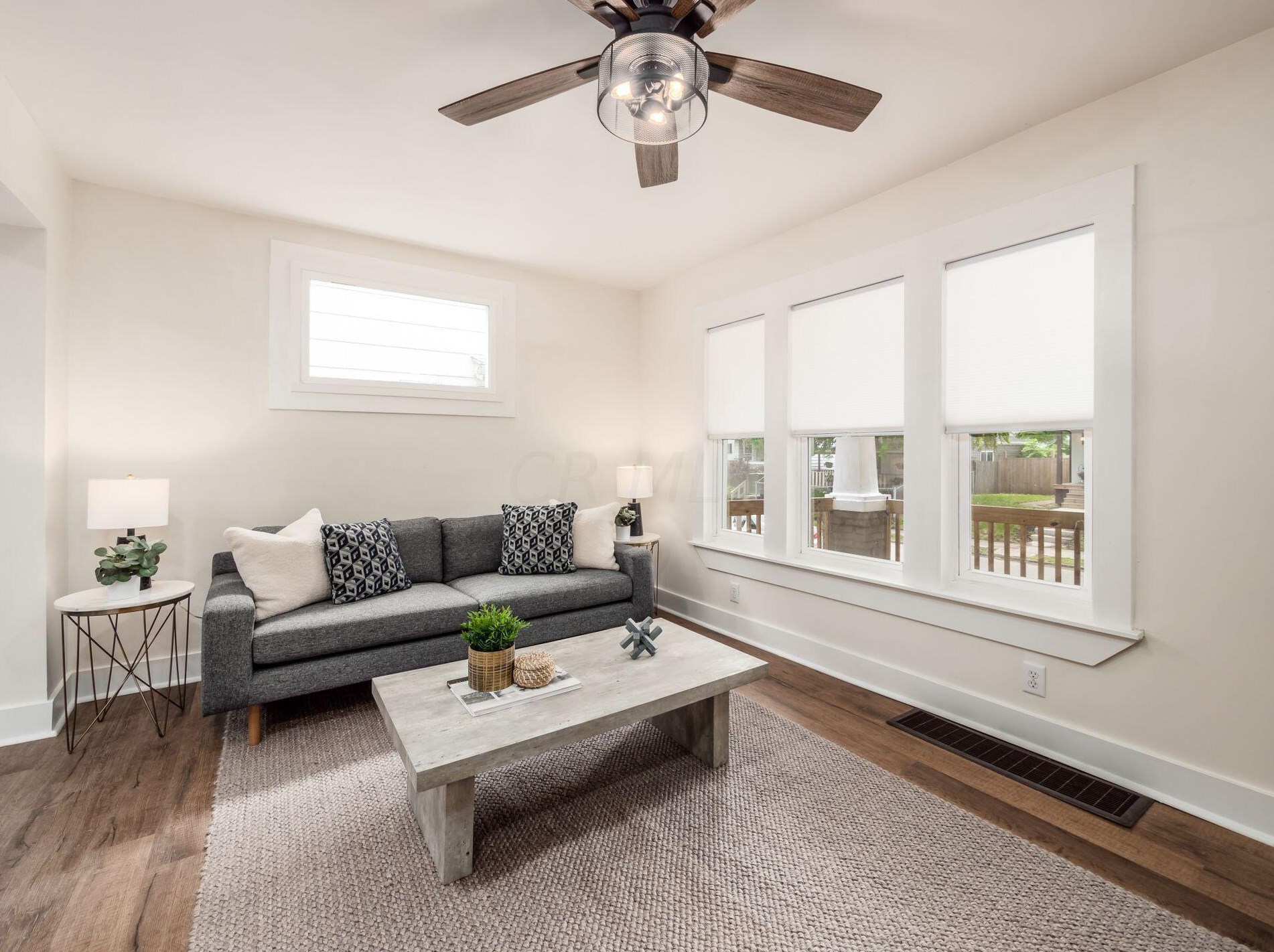 876 Campbell Ave, Columbus OH 43223-1521 exterior