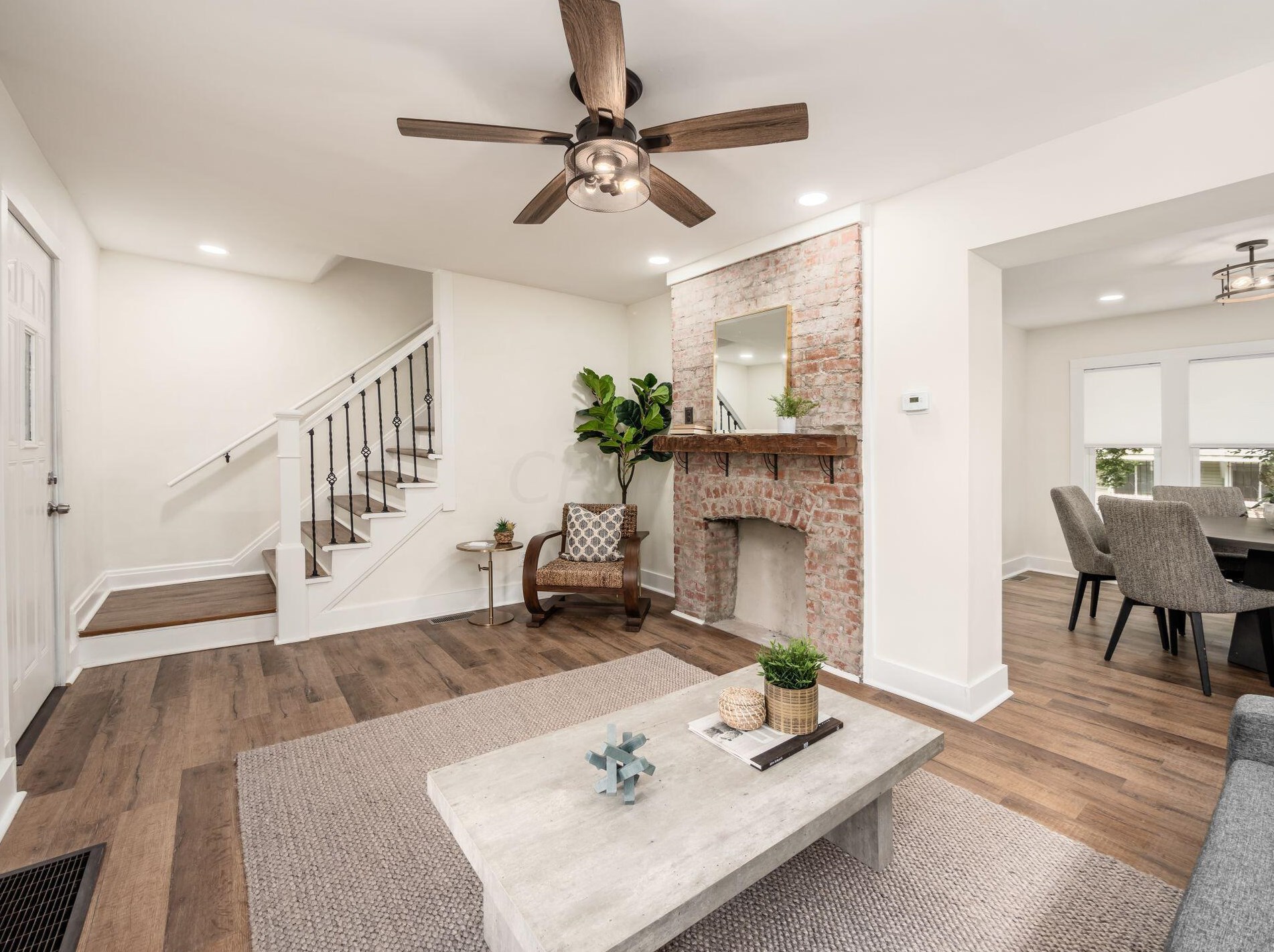 876 Campbell Ave, Columbus OH 43223-1521 exterior