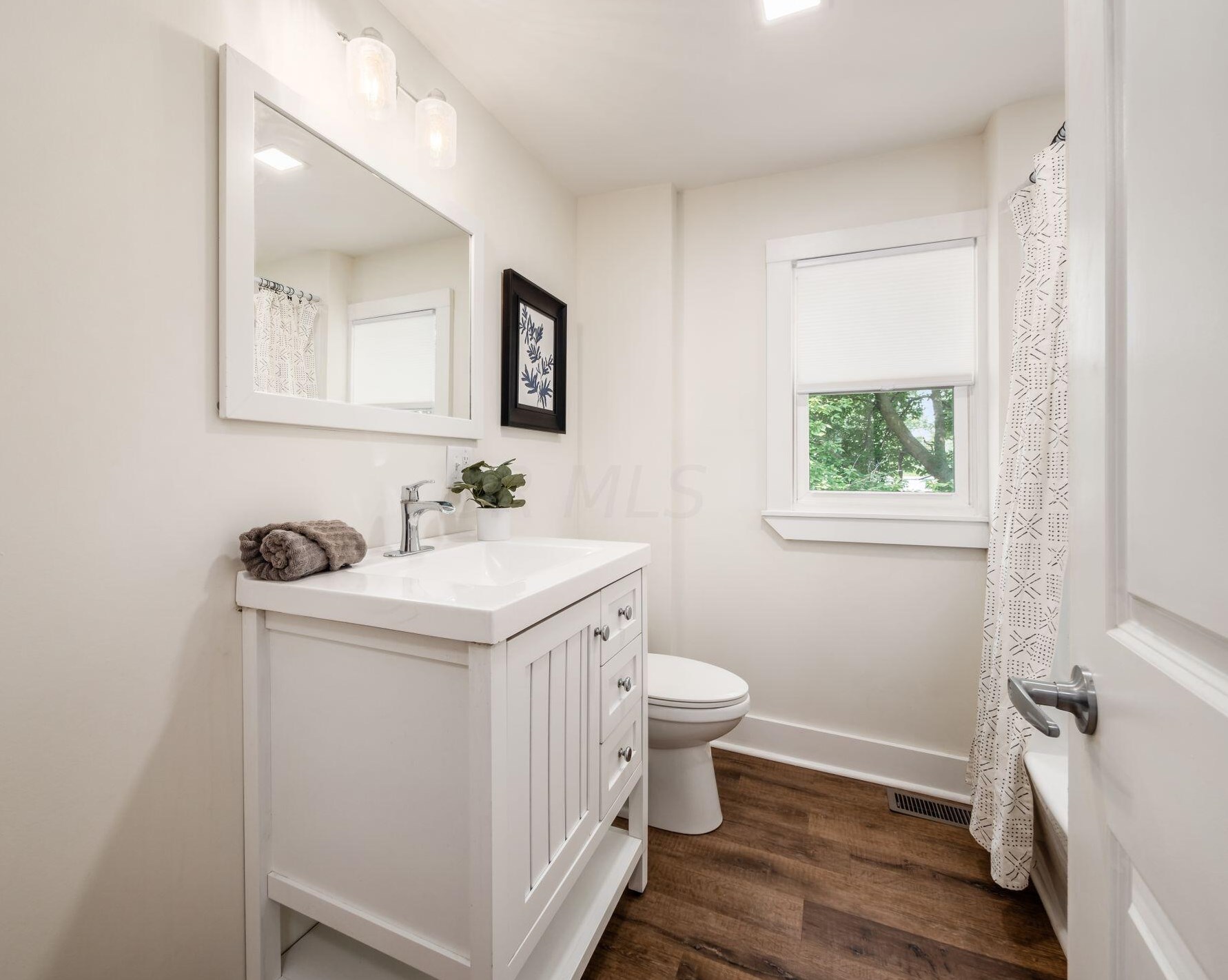 876 Campbell Ave, Columbus OH 43223-1521 exterior