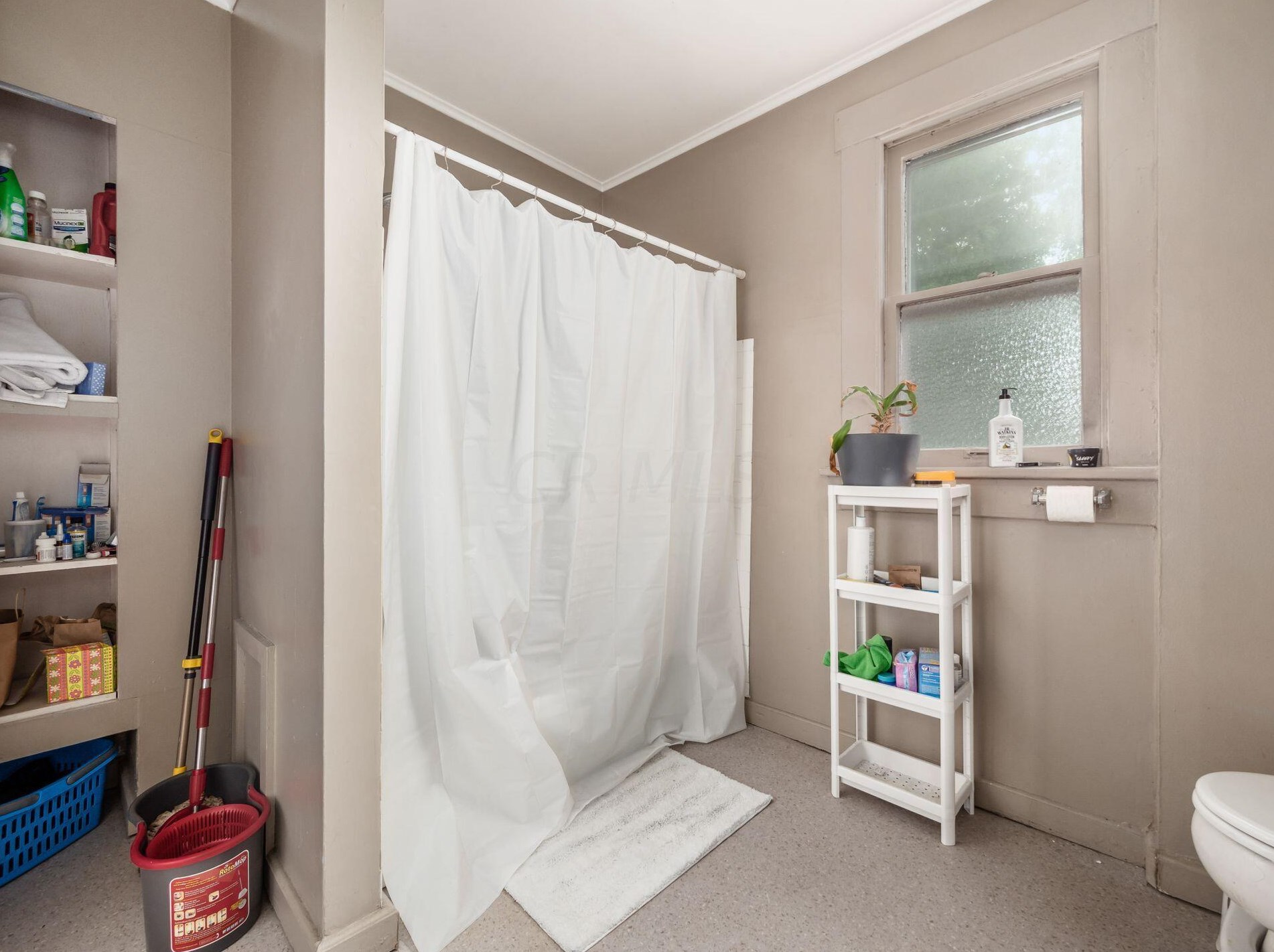 811 Ebner St, Columbus OH  43206-2211 exterior