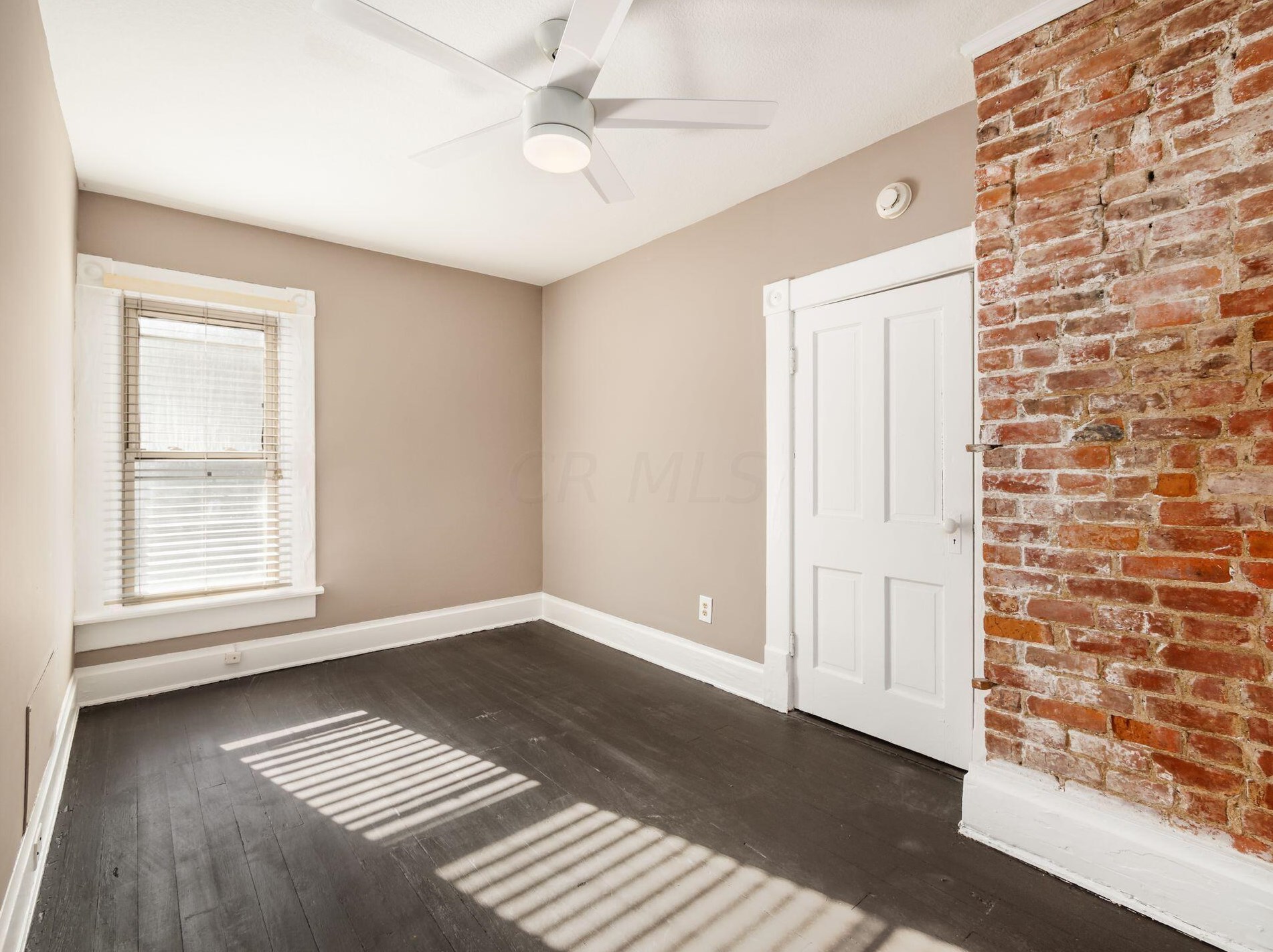 811 Ebner St, Columbus OH  43206-2211 exterior