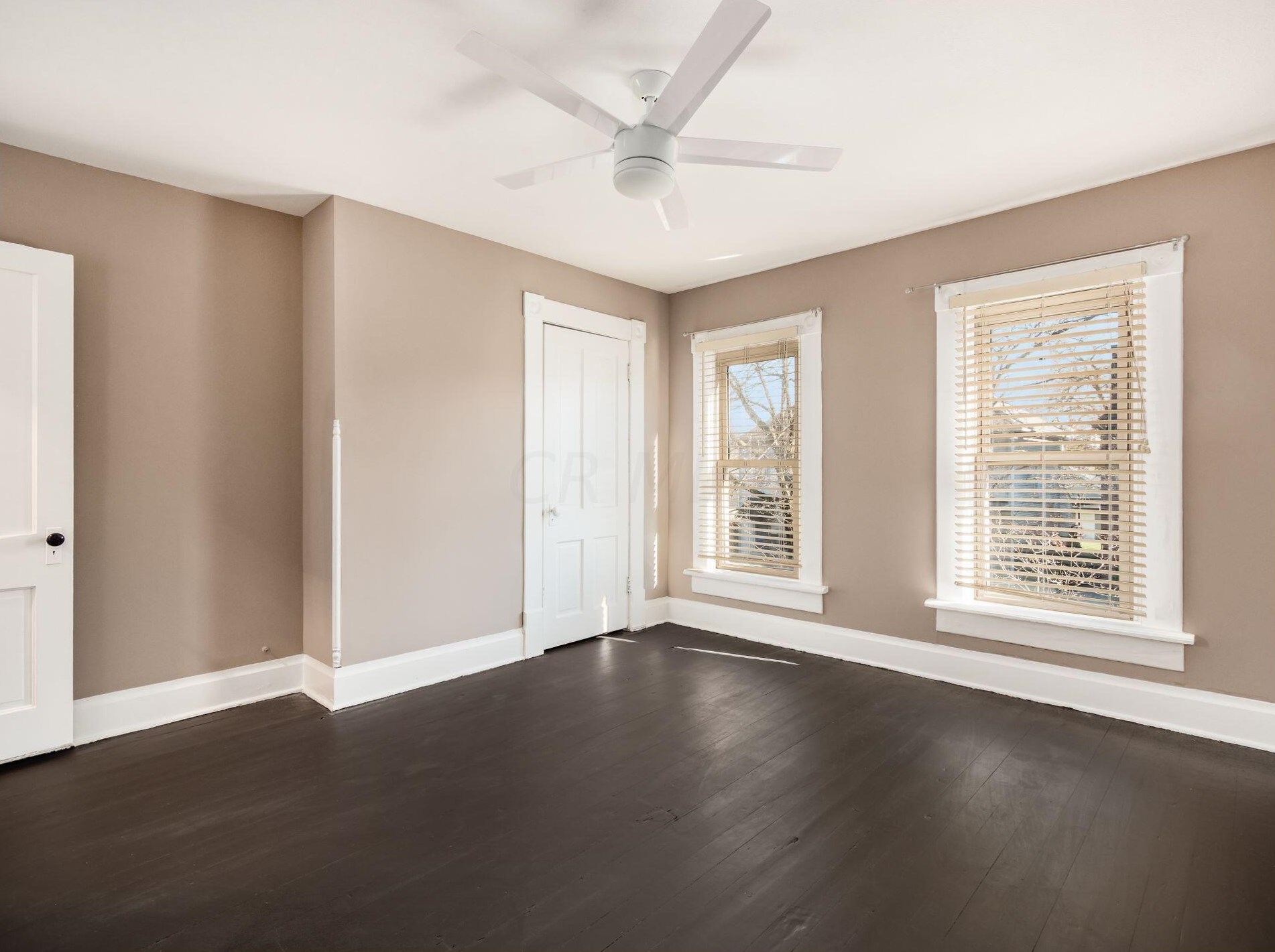 811 Ebner St, Columbus OH  43206-2211 exterior