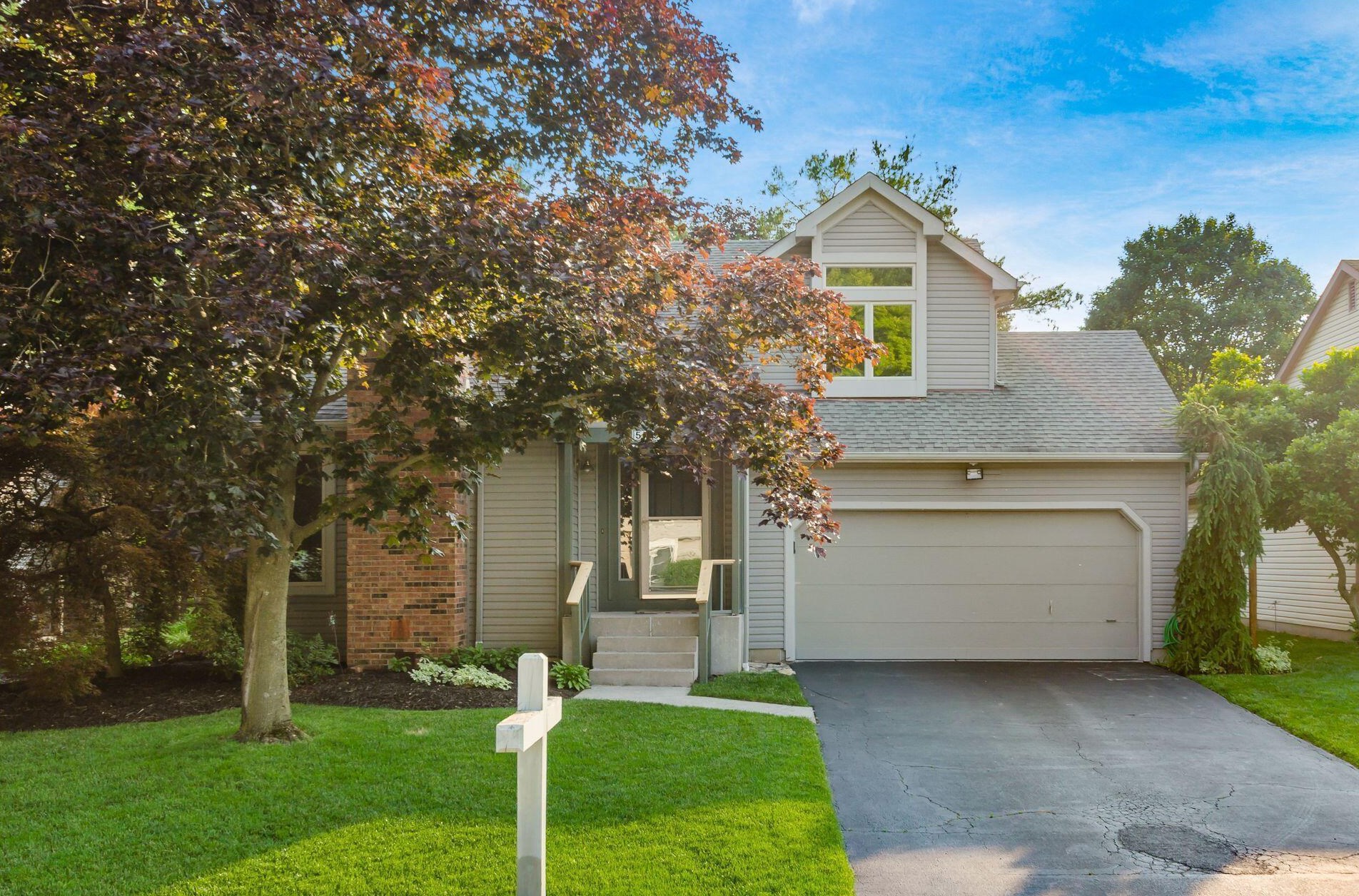 5199 Garmouth Ct, Columbus, OH 43221-5268