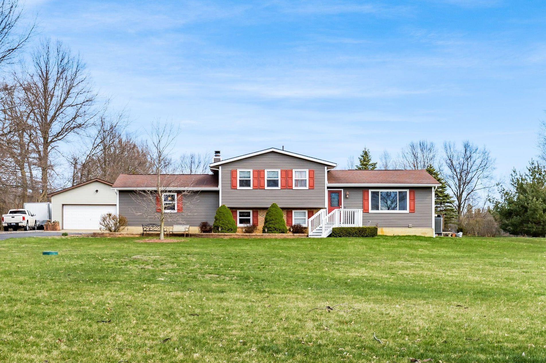 1710 Buttermilk Hill Rd, Delaware, OH 43015