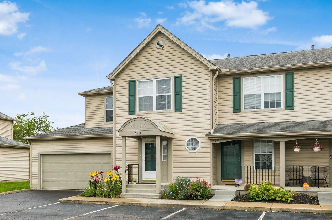 5711 Mango Ln, Hilliard, OH 43026-7657