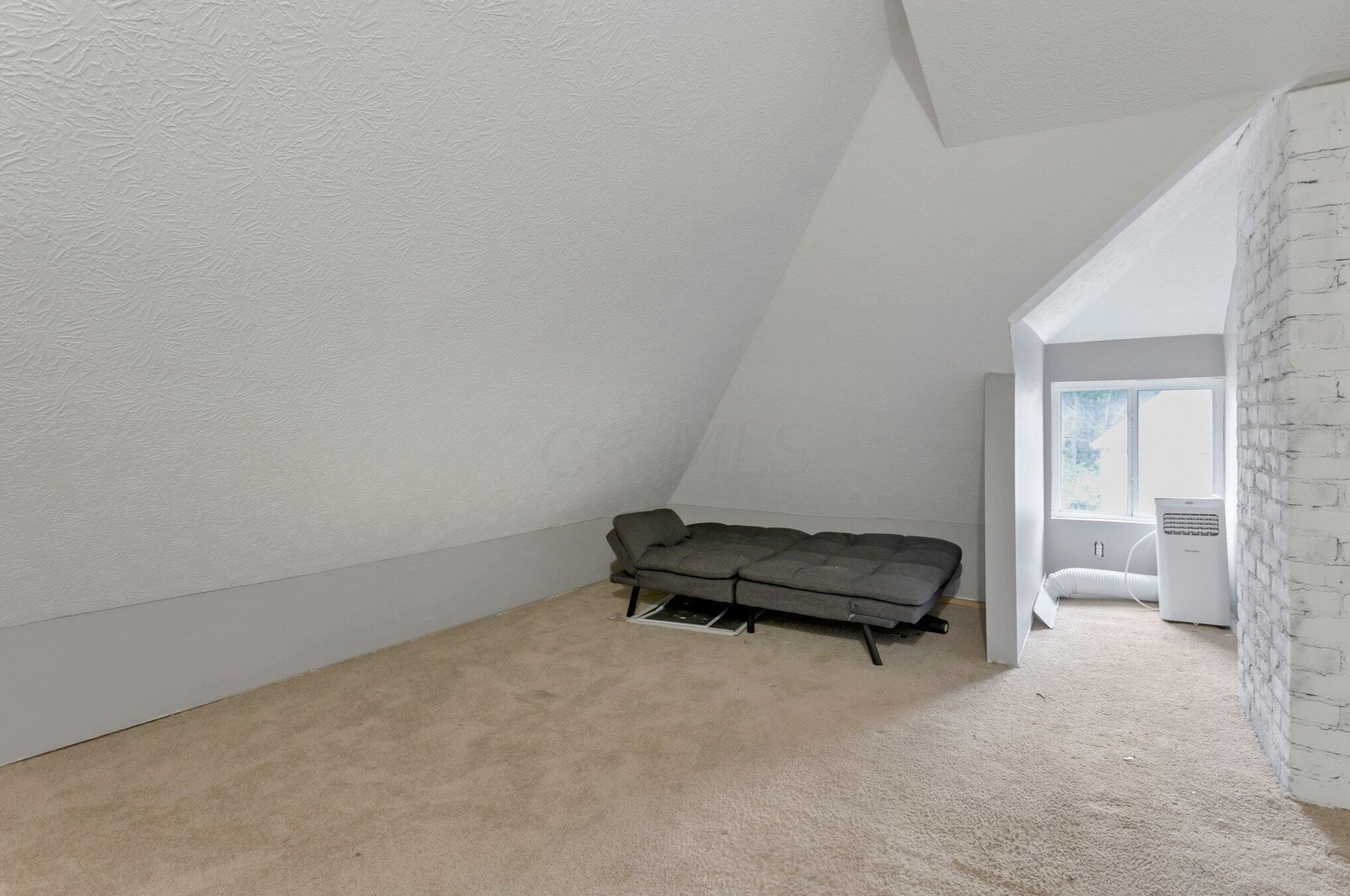 1353 Fulton St, Columbus OH 43205-2403 exterior