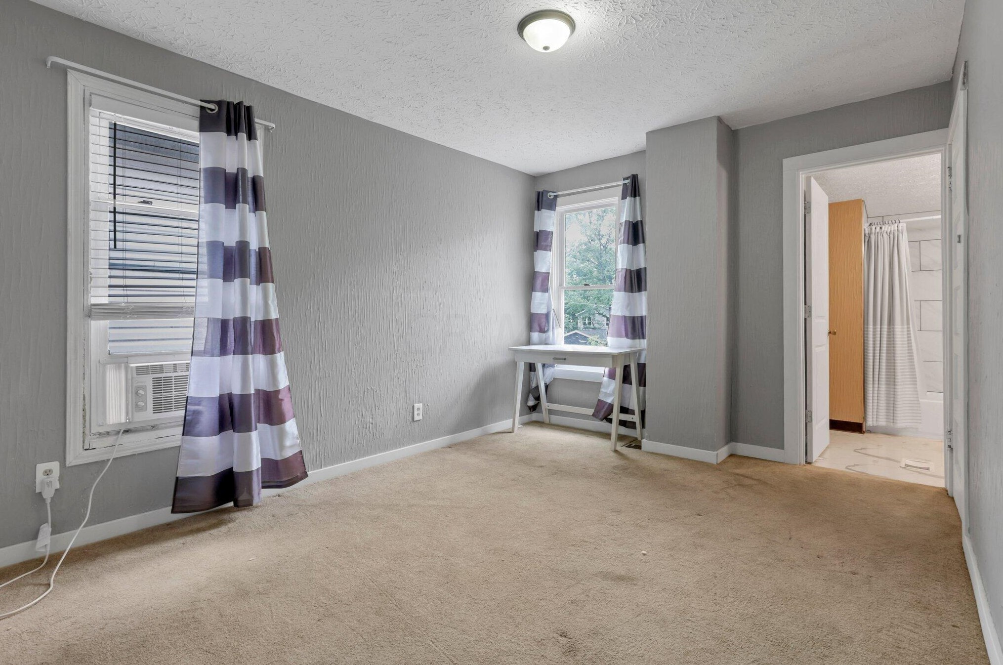 1353 Fulton St, Columbus OH 43205-2403 exterior