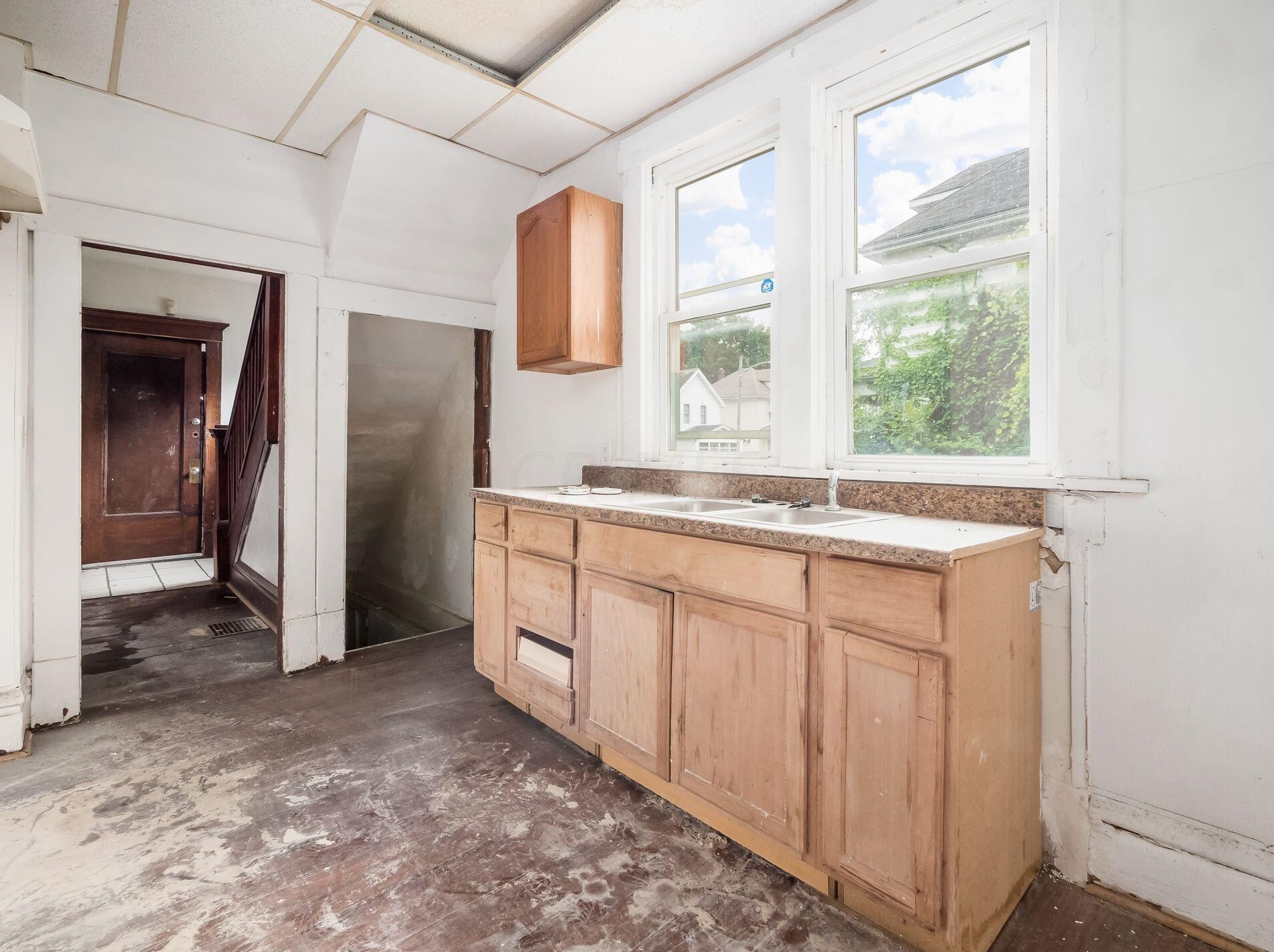 41 Ogden Ave, Columbus OH  43204-3258 exterior