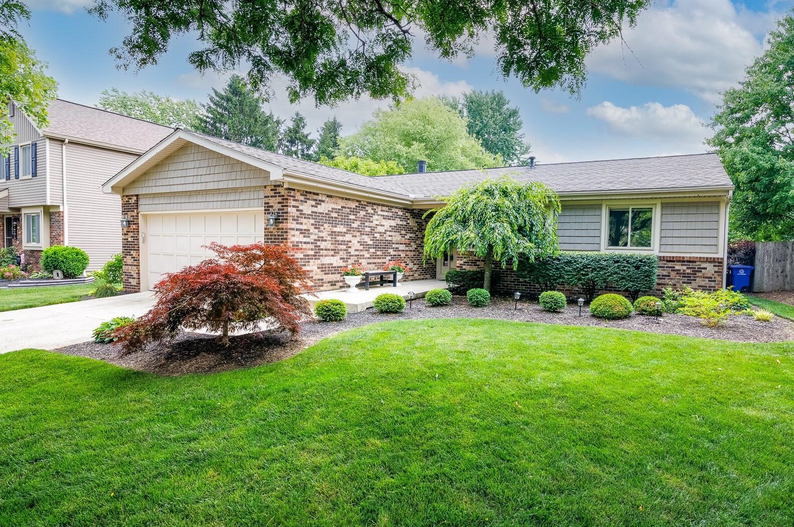 2097 Smokymill Rd, Dublin, OH 43016