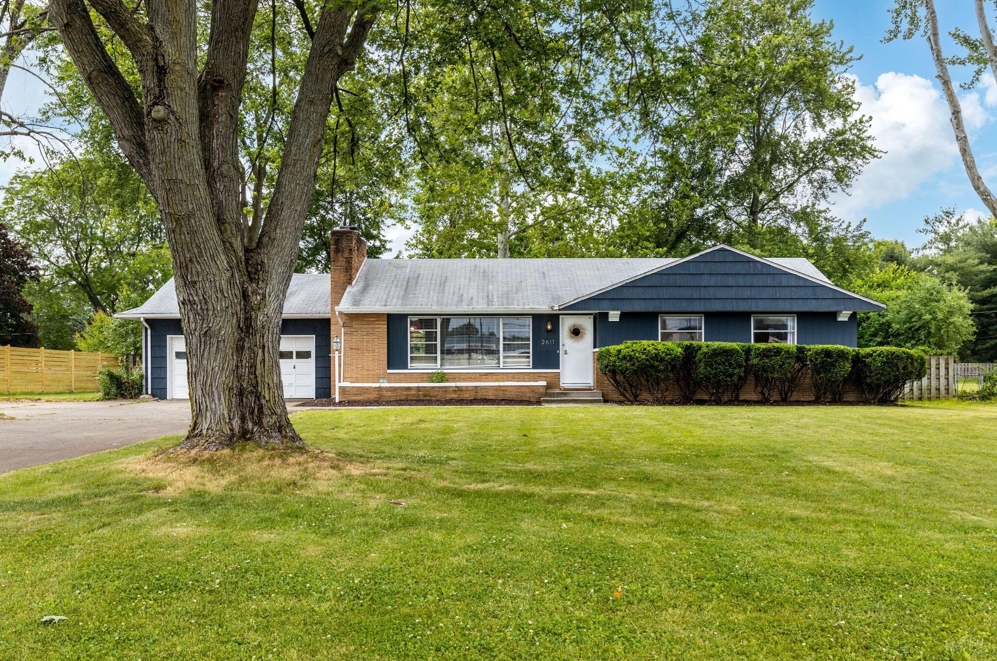 2611 Bethel Rd, Columbus, OH 43220-2224