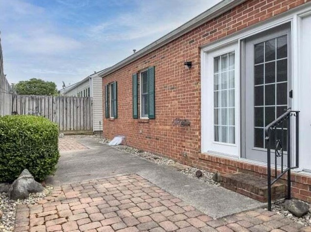 144 Pearce Pl, Urbana OH  43078-9488 exterior