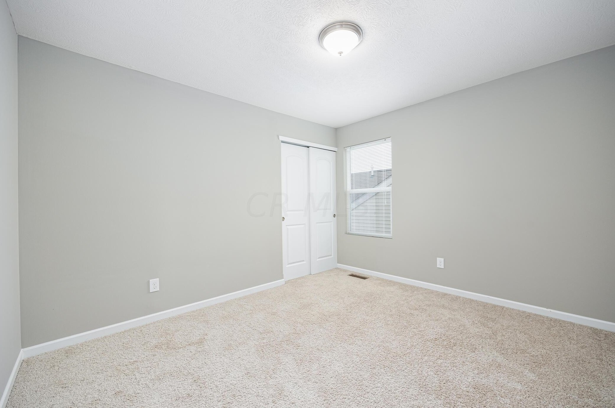 5702 Alliance Way, Columbus OH  43228-8948 exterior